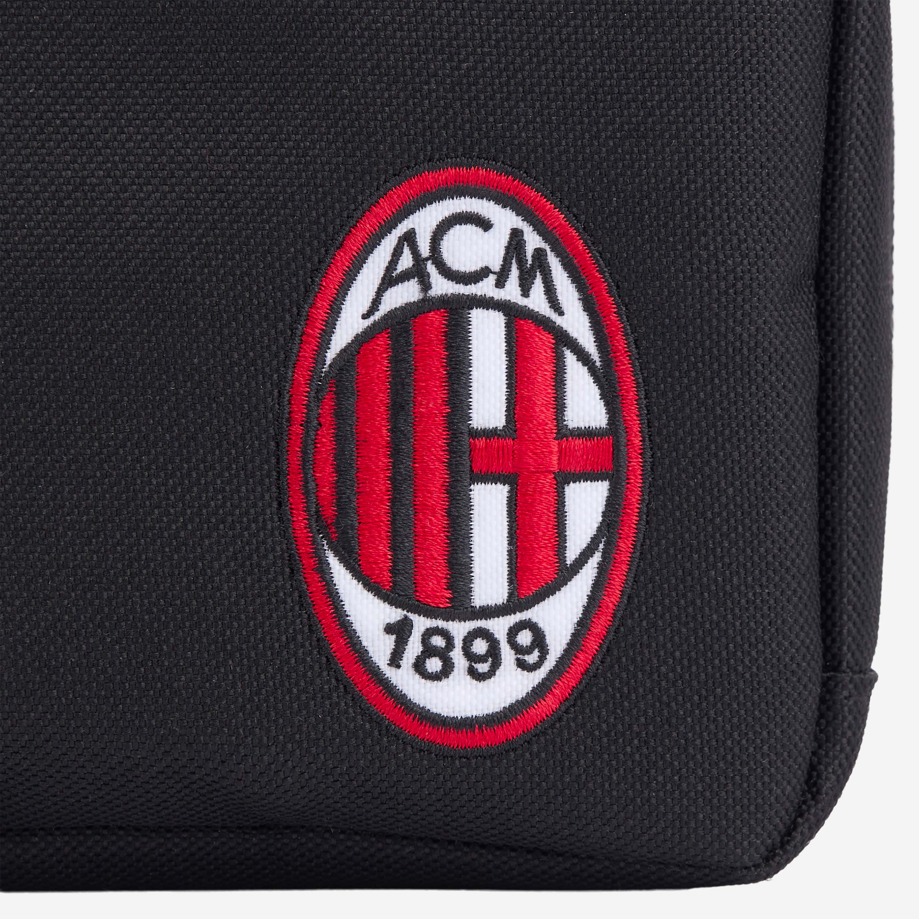 AC Milan Borsa e Zaini beauty case nero + set doccia 2x200 ml