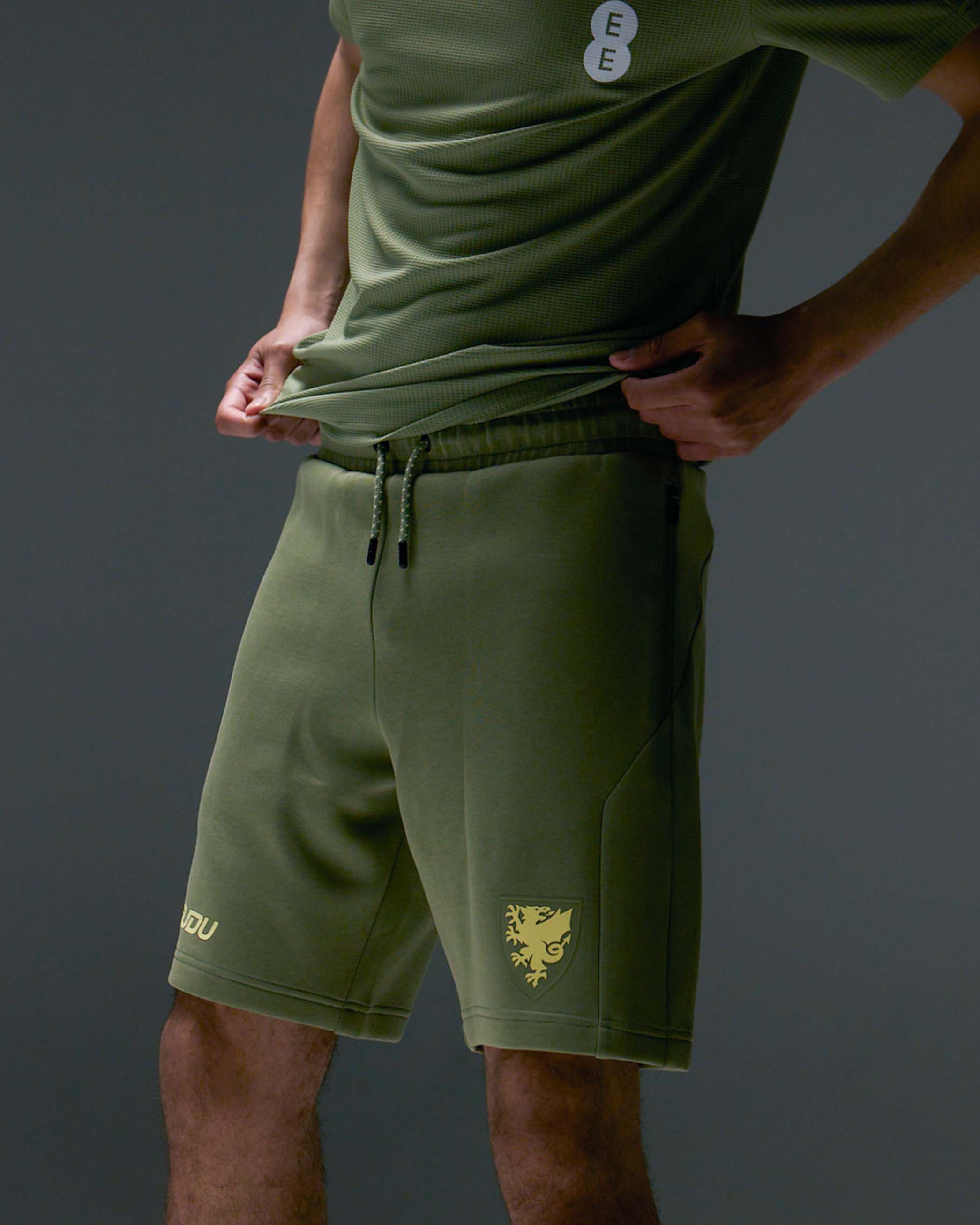 Wales SUDU Travel 2026-27 pantaloncino uomo verde oliva