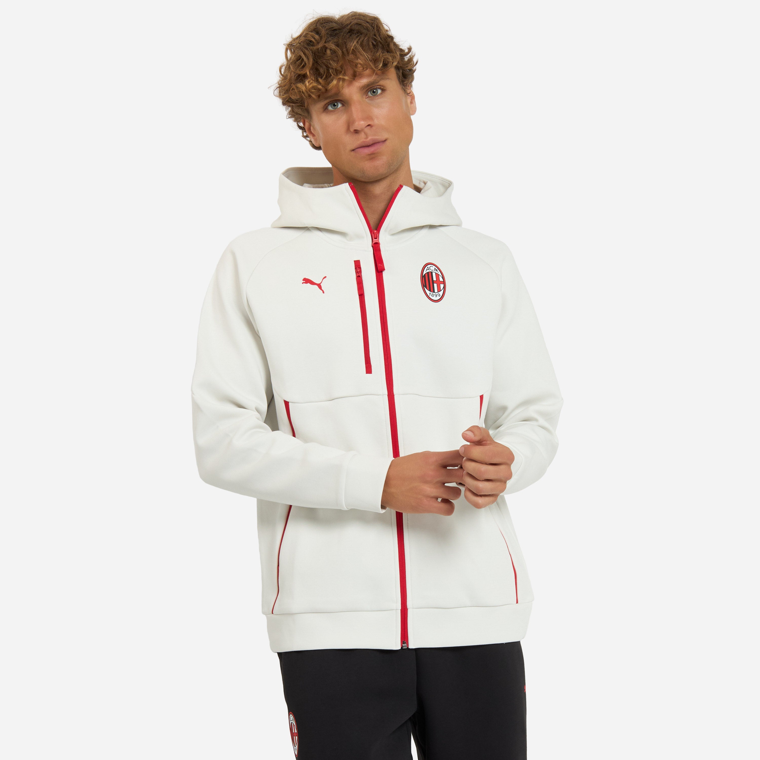 AC Milan Pumatech 2026/27 giacca bianca cappuccio