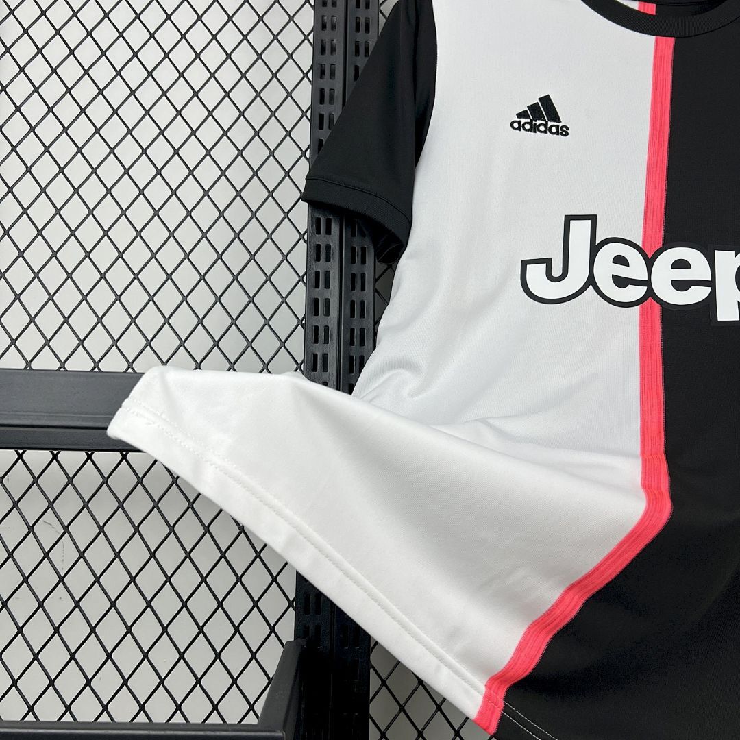 Juventus 2019/20 maglia bianconera versione tifoso