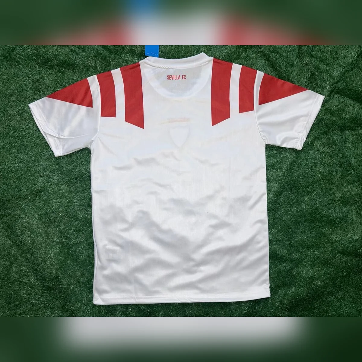 Tifoso Store Siviglia 2026/27 maglia bianca spalle rosse