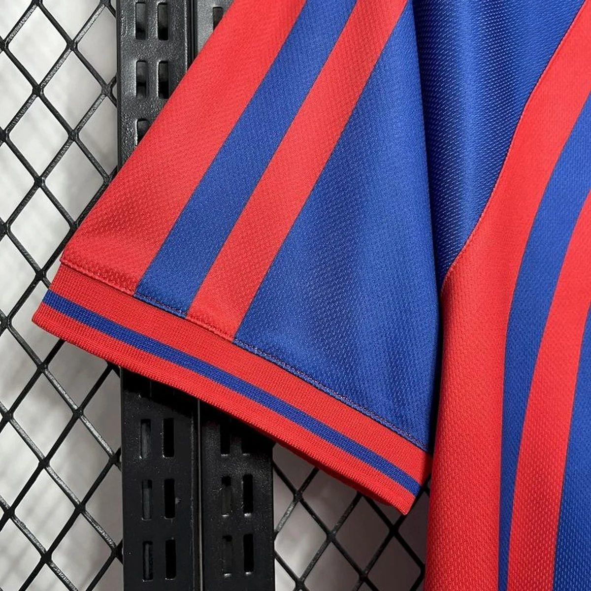 Tifoso Store Prima Maglia Barcellona 1997/98 maglia tifoso blaugrana