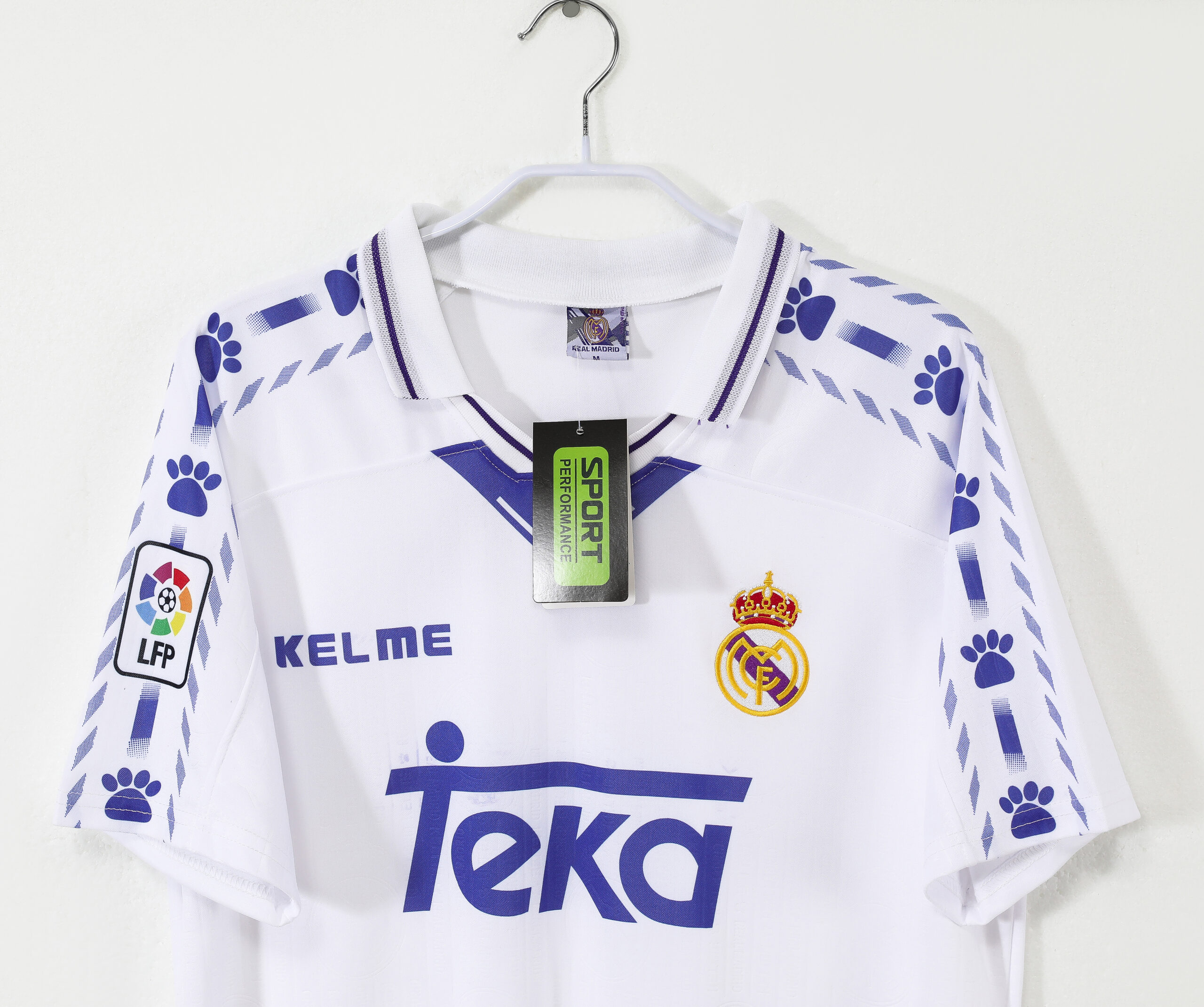 Real Madrid Prima Maglia 1996/97 maglia retro