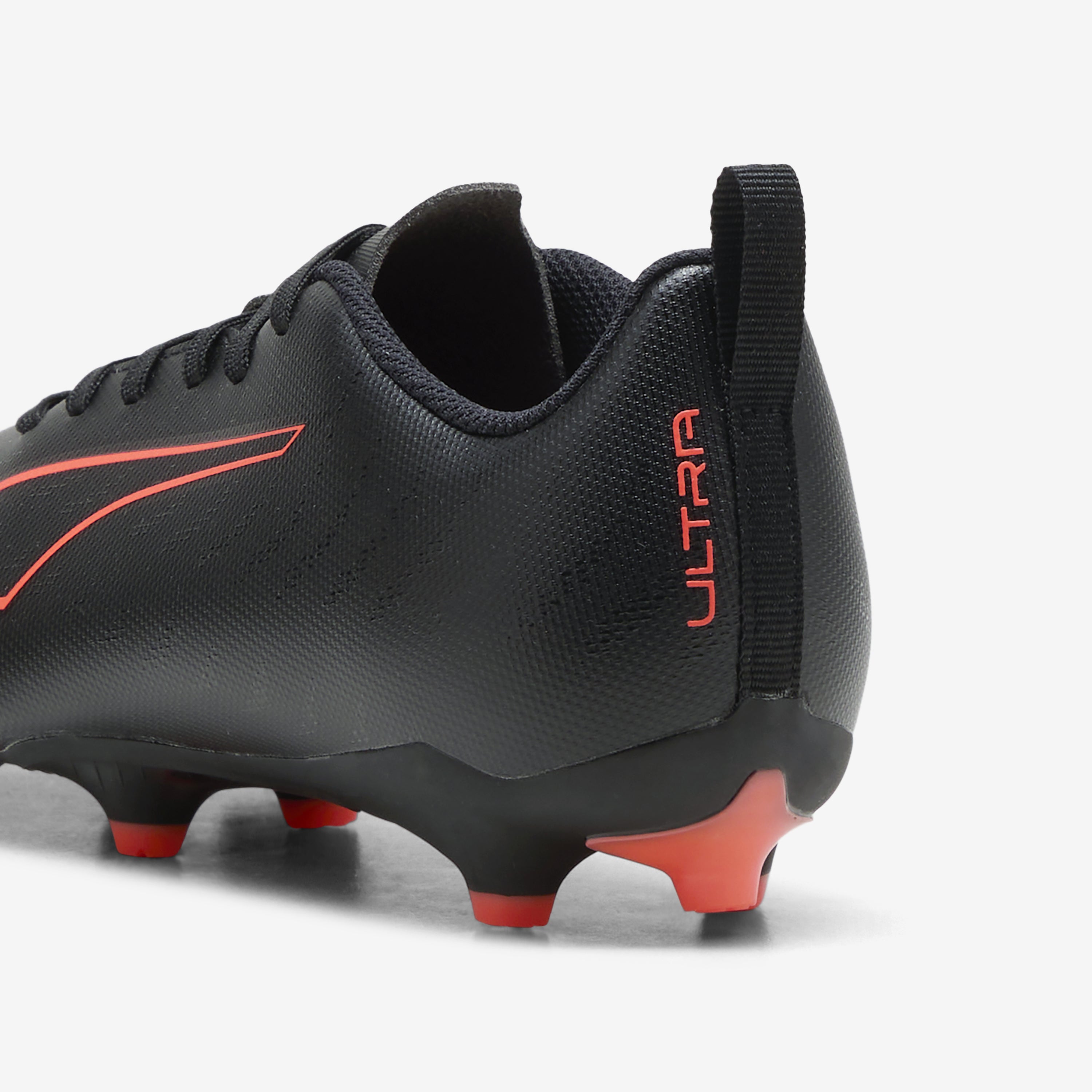 AC Milan Scarpe Puma Ultra 6 Play scarpini bambino FG/AG