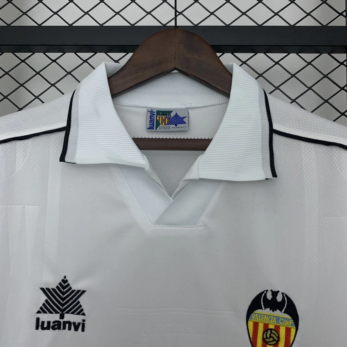 Tifoso Store Maglia Valencia 1996/97 maglia retro bianca