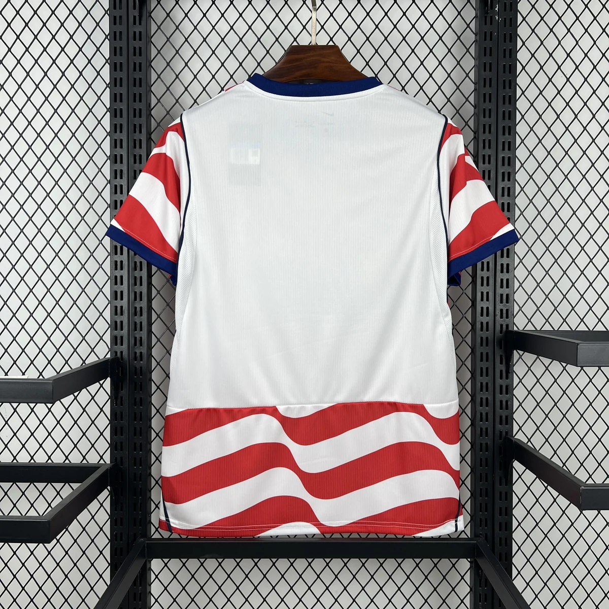 Tifoso Store USA 2026 home maglia bianca onde rosse
