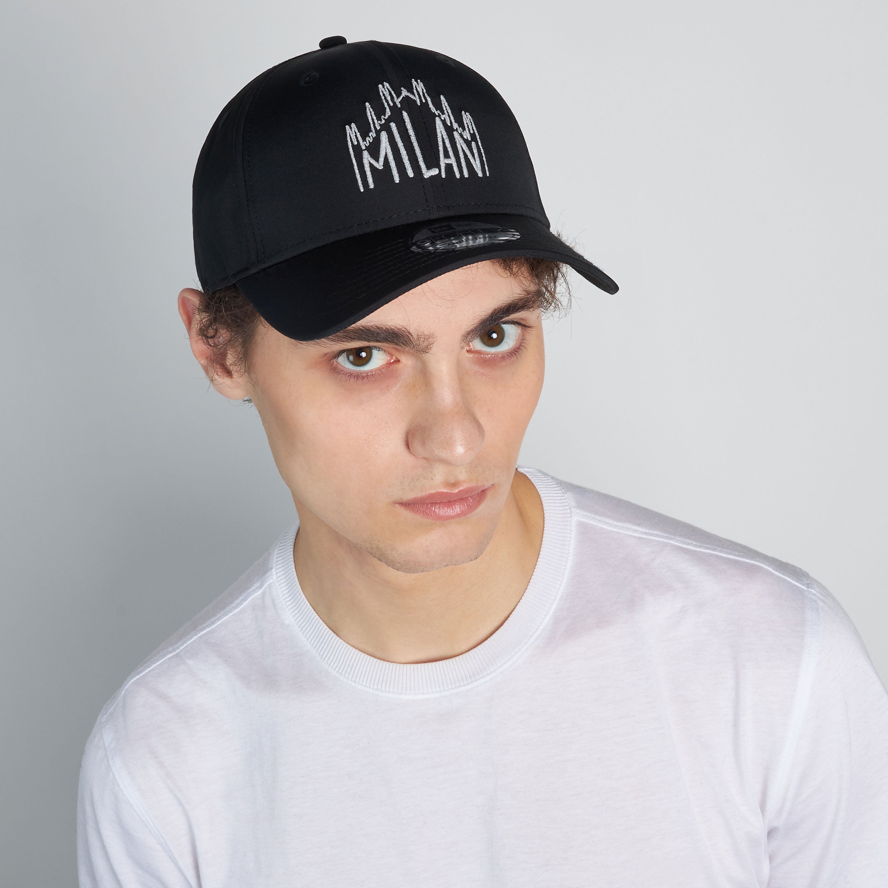 New Era 9Forty x AC Milan cappello skyline