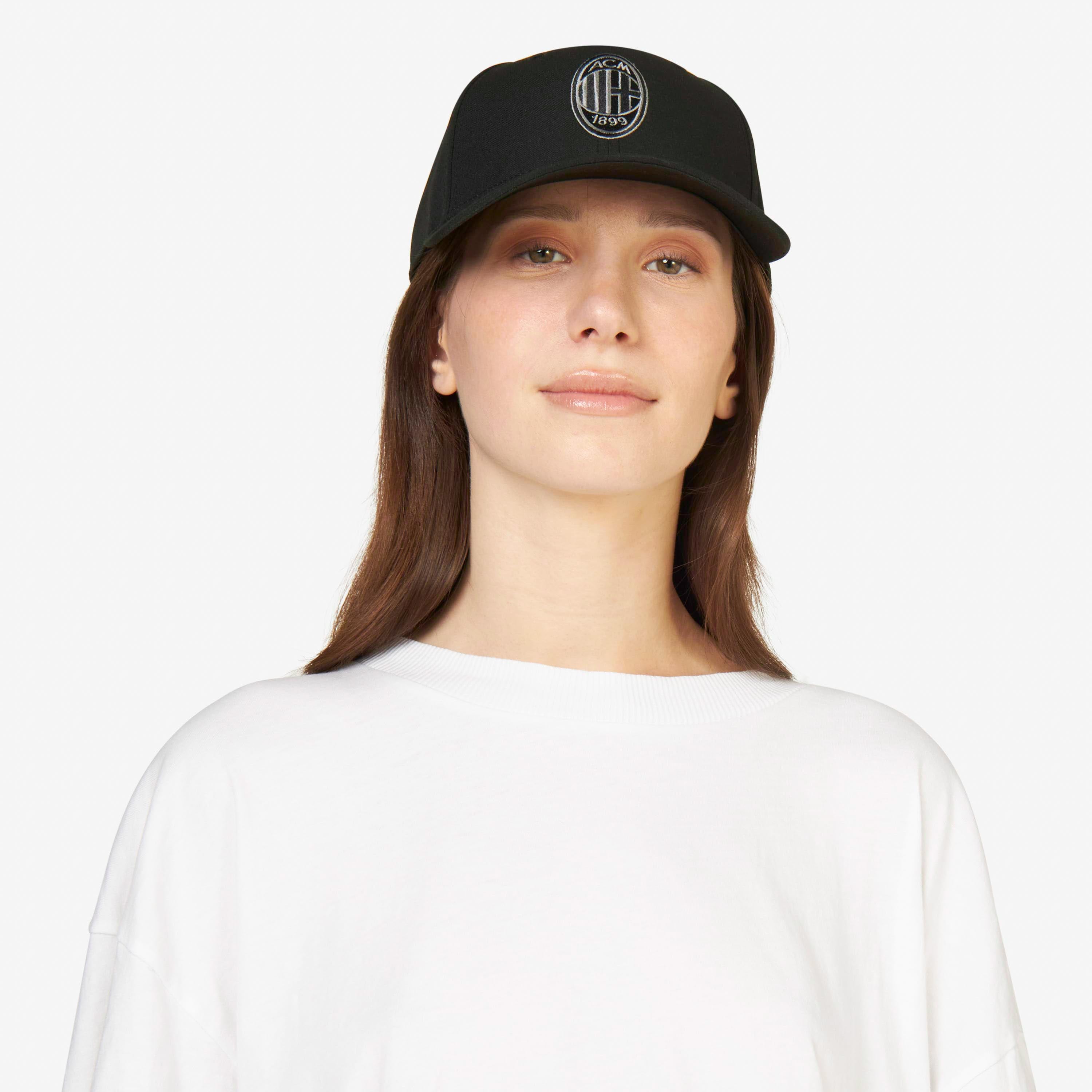 AC Milan 9Forty Cappellino Nero New Era Logo Visiera Curva