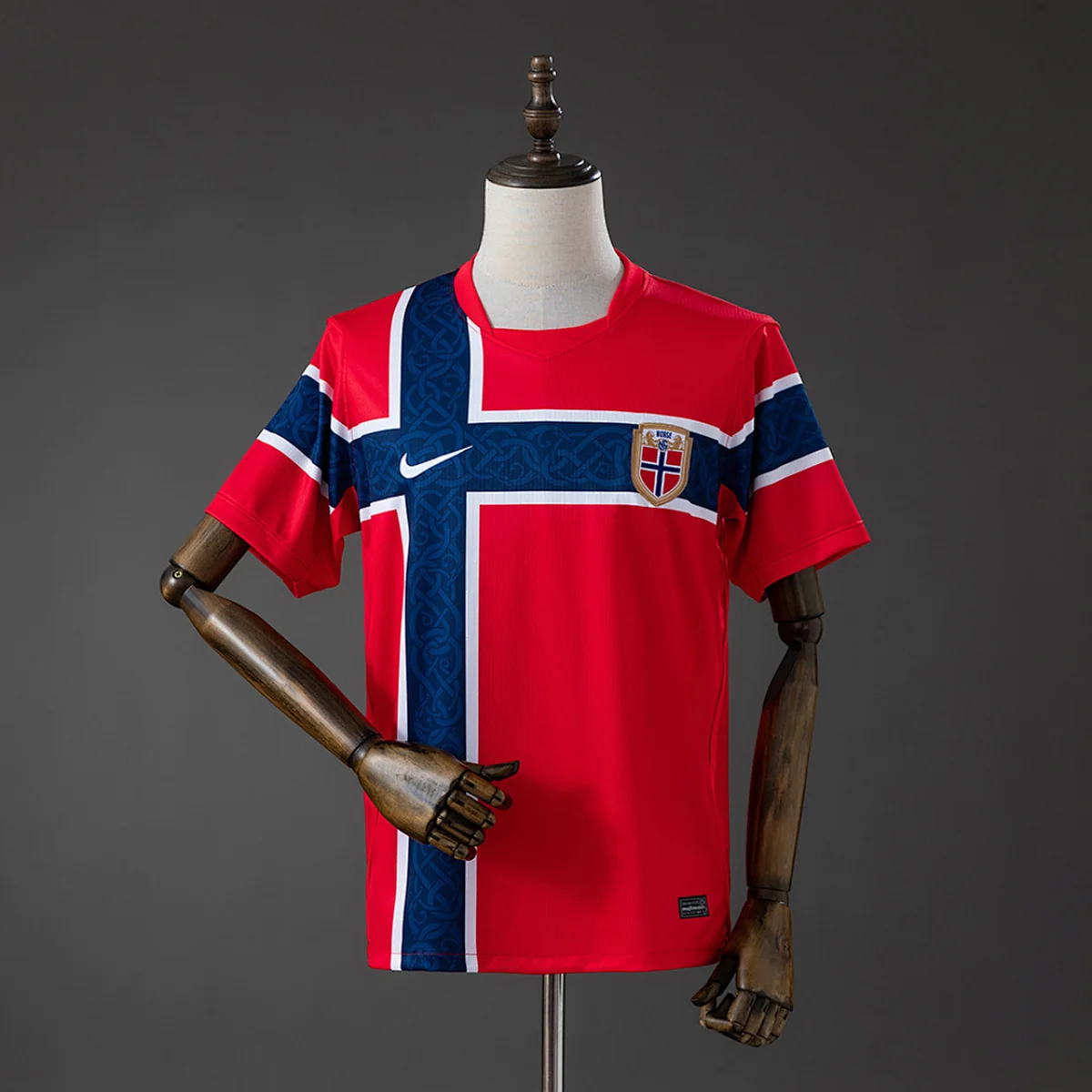 Norvegia 2026/27 maglia tifoso rossa prima maglia