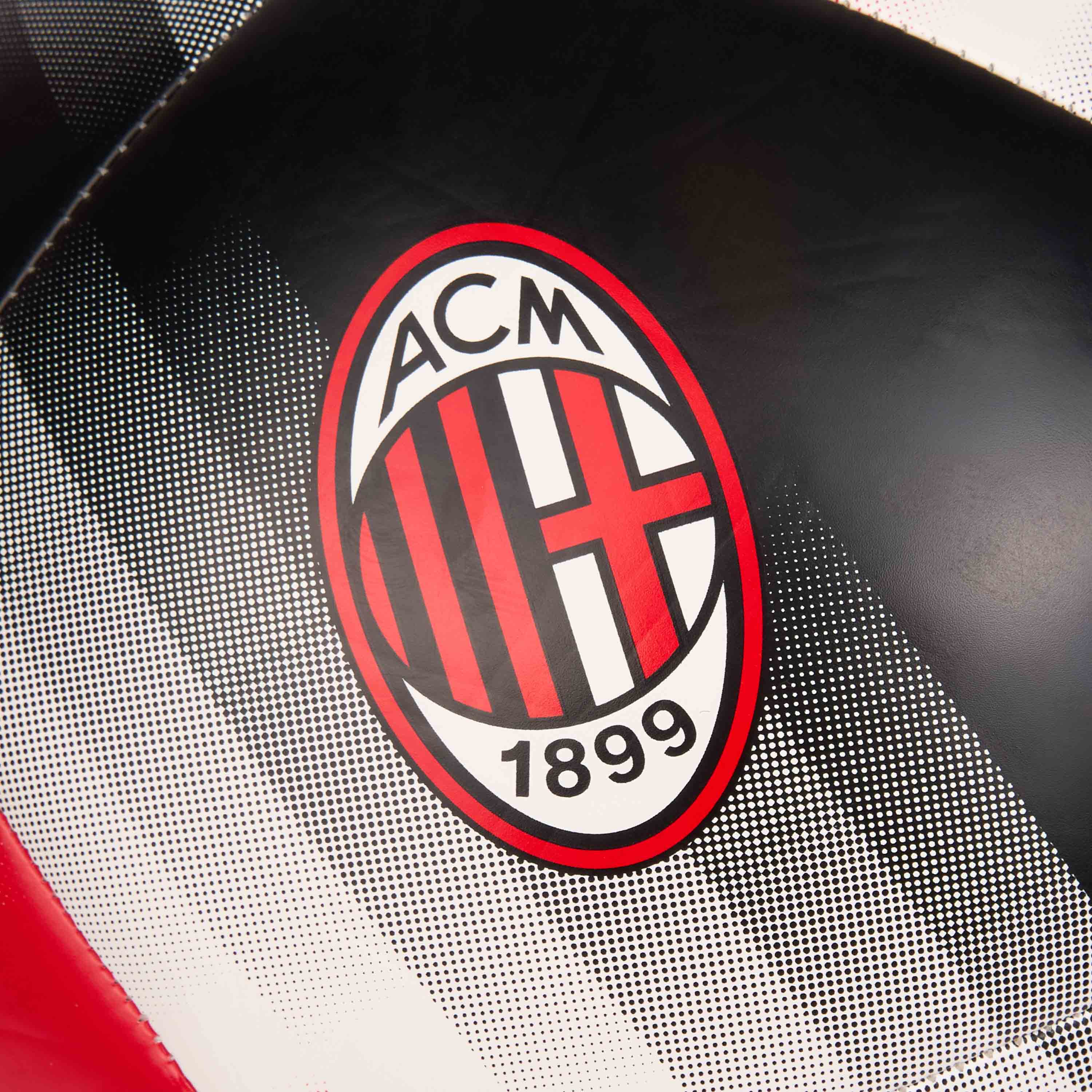 AC Milan Essential pallone calcio misura 5
