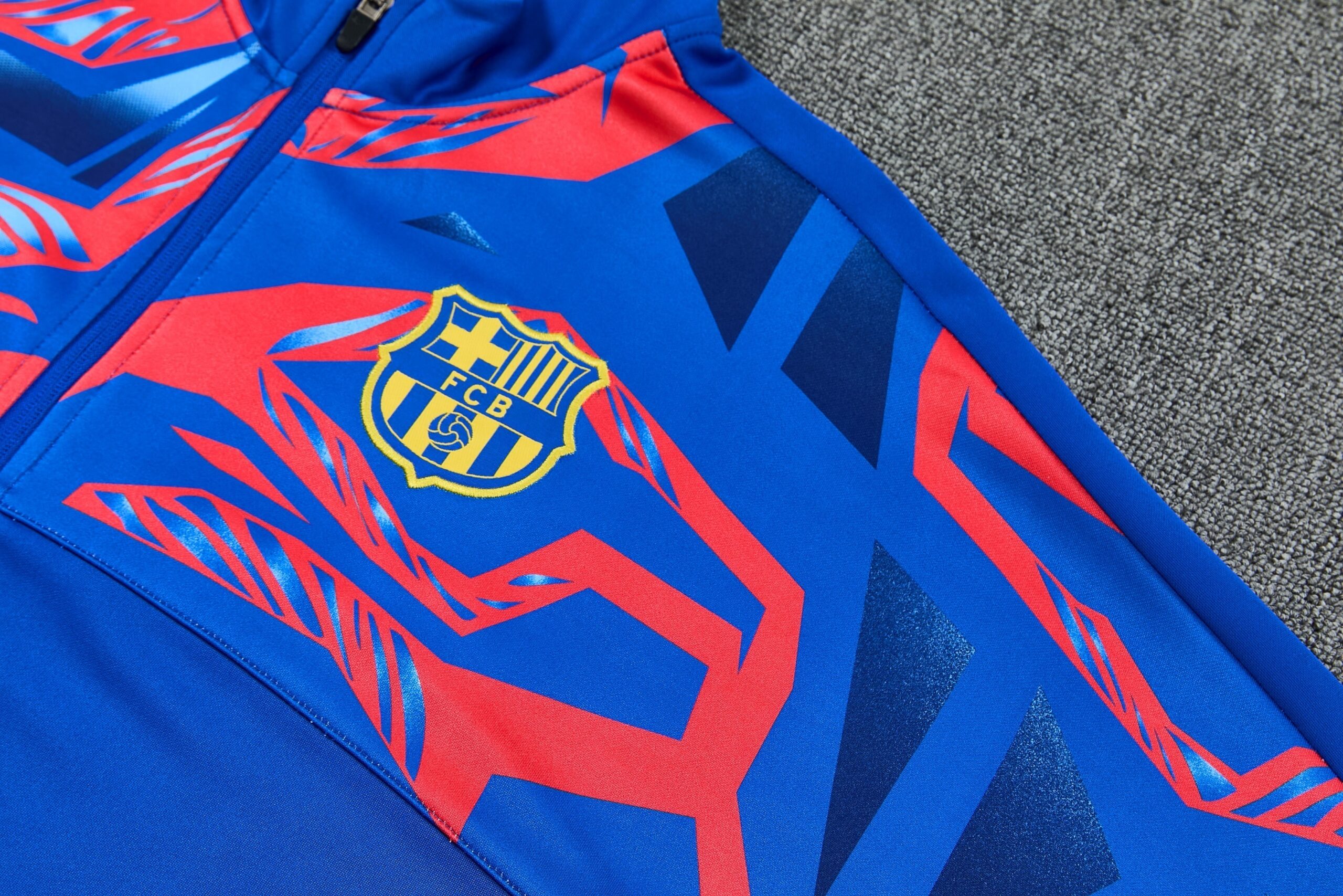 Barcellona 2026/27 tuta full zip blu royal con pantaloni