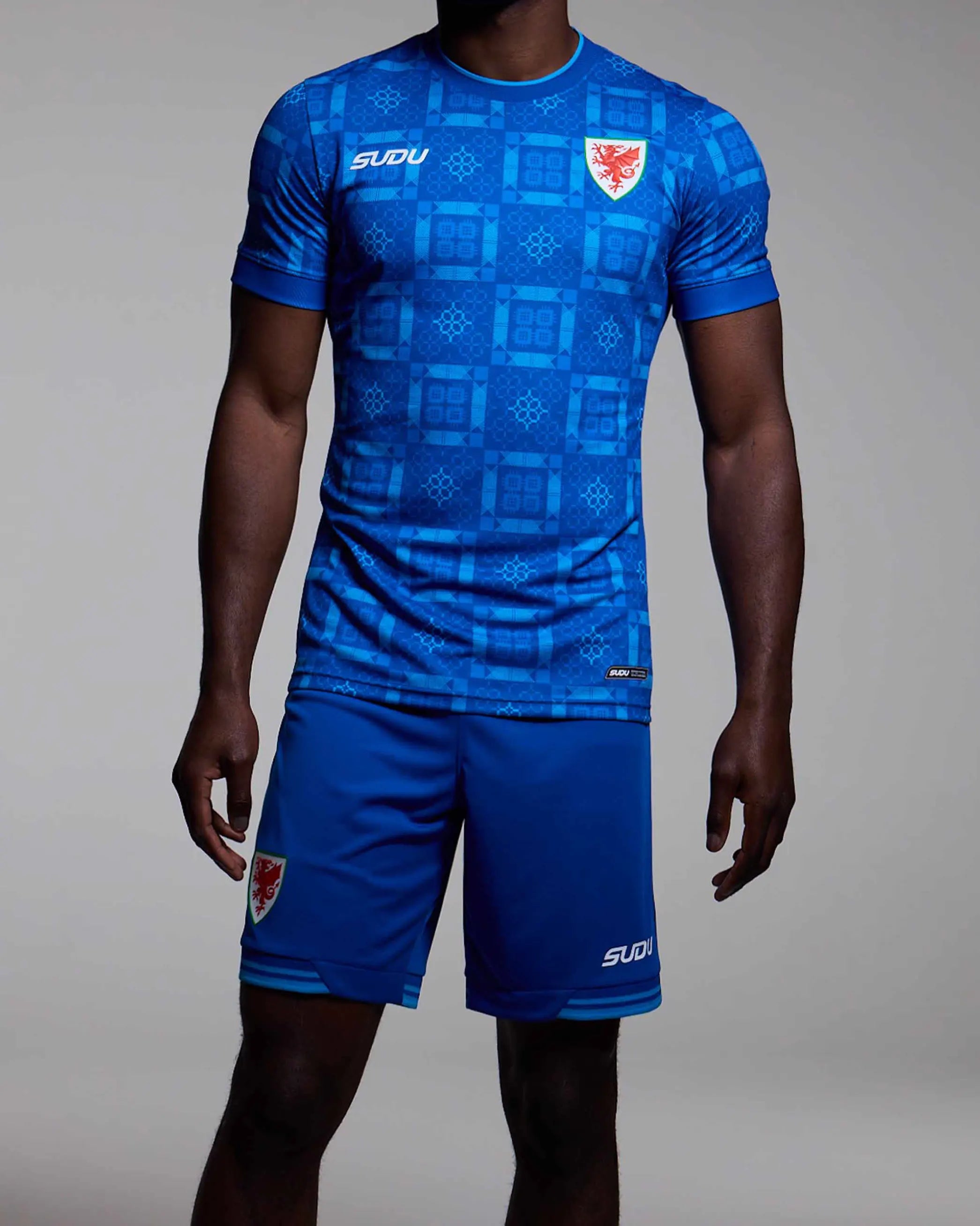 Wales Goalkeeper Kit SUDU 2026-27 Shorts Portiere Blu Adulto