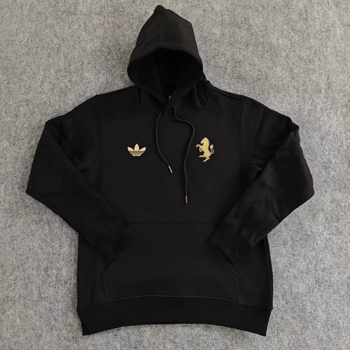 Tifoso Store Felpe Juventus Oro felpa nera oro 2026/27