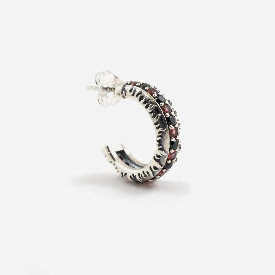 Nove25 x Milan orecchino argento 925 con zirconi rossoneri