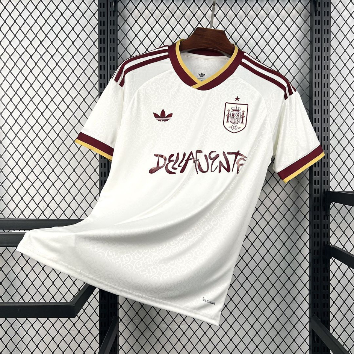 Tifoso Store Maglie da Calcio Spagna 2026 Dellafuente maglia bianca