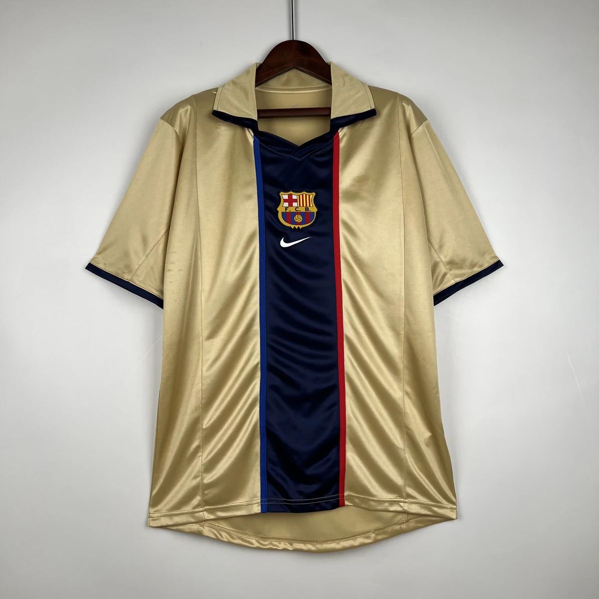 Tifoso Store Maglie Barcellona 2002/03 terza maglia oro retro
