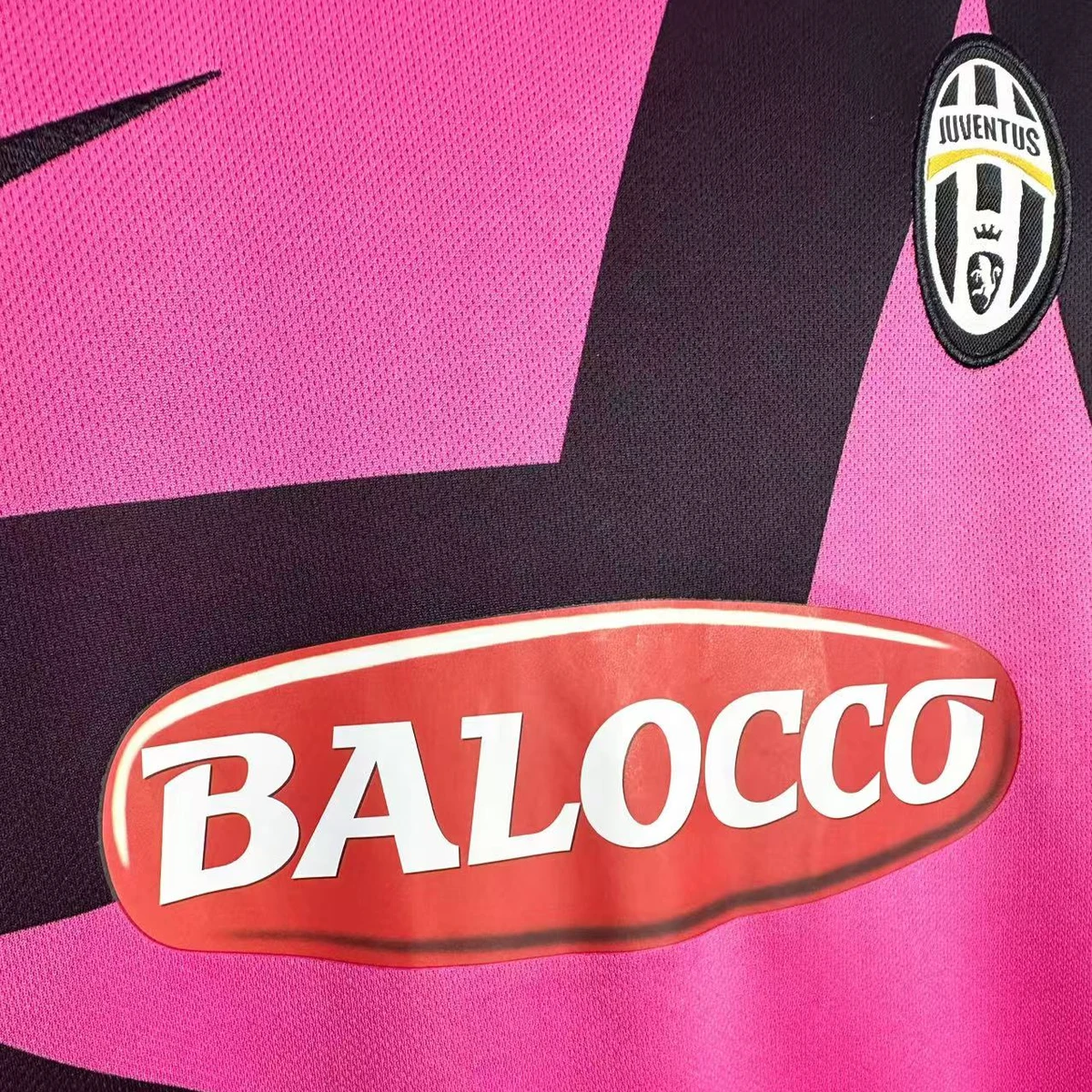 Tifoso Store Maglie da Calcio Juventus 2011/12 maglia rosa manica lunga