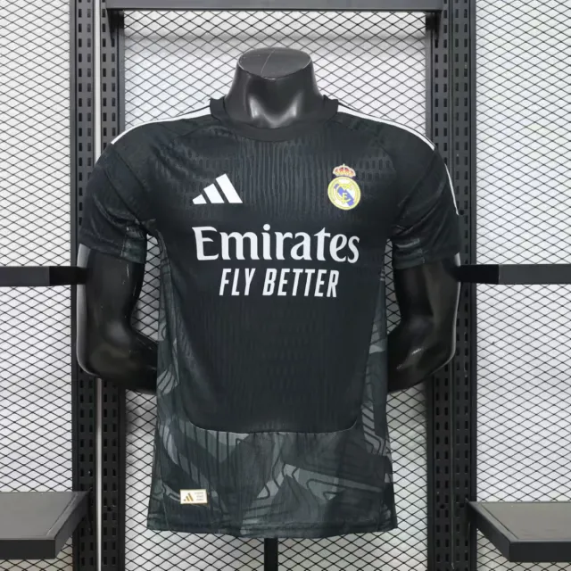 Real Madrid 2026/27 maglia portiere nera giocatore