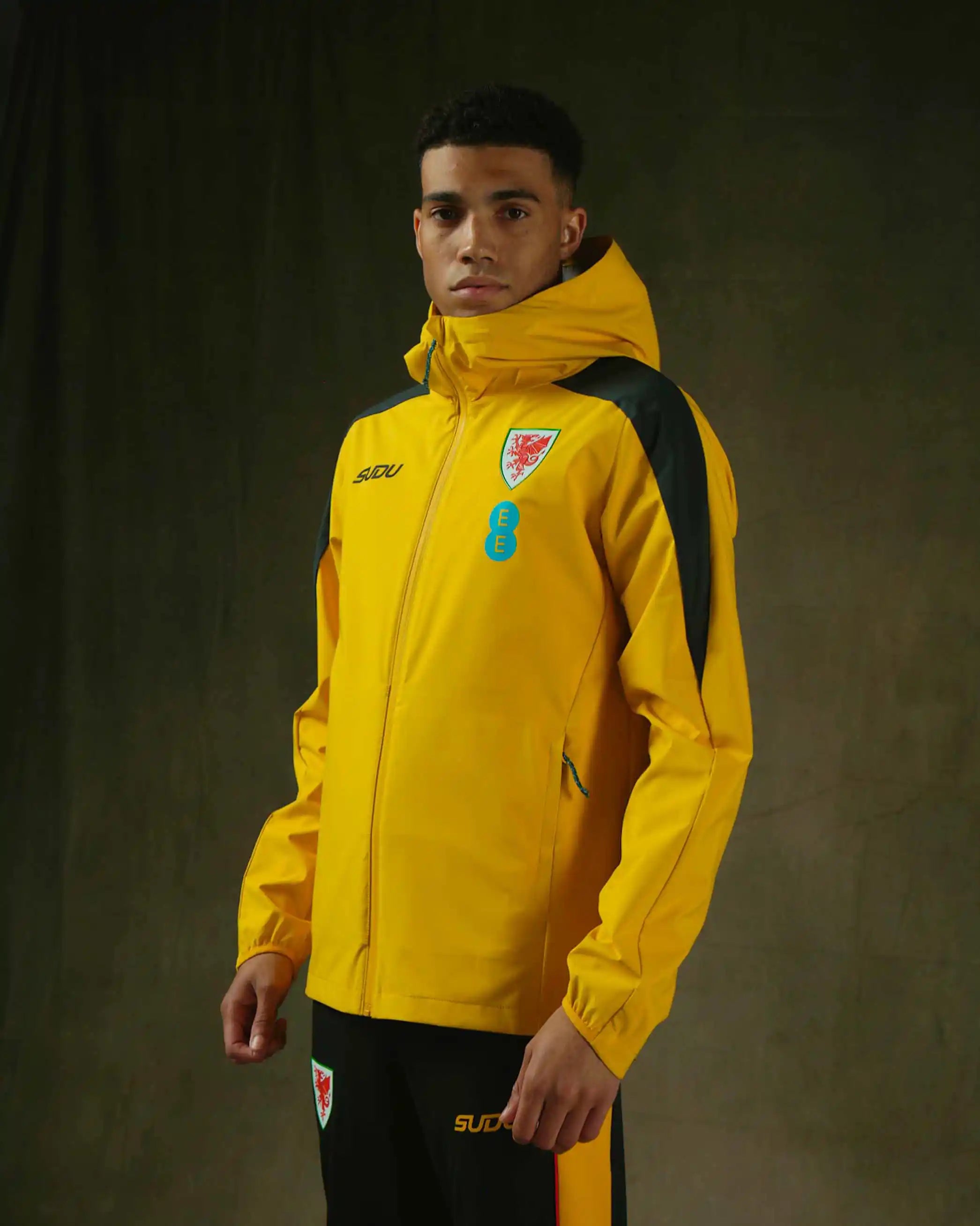 Wales Training SUDU giacca leggera gialla traspirante