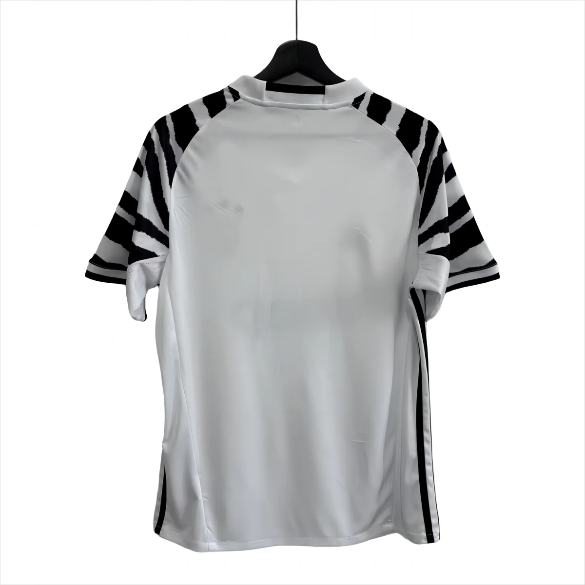 Tifoso Store Terza Maglia Juventus 2016/17 maglia bianca zebrata