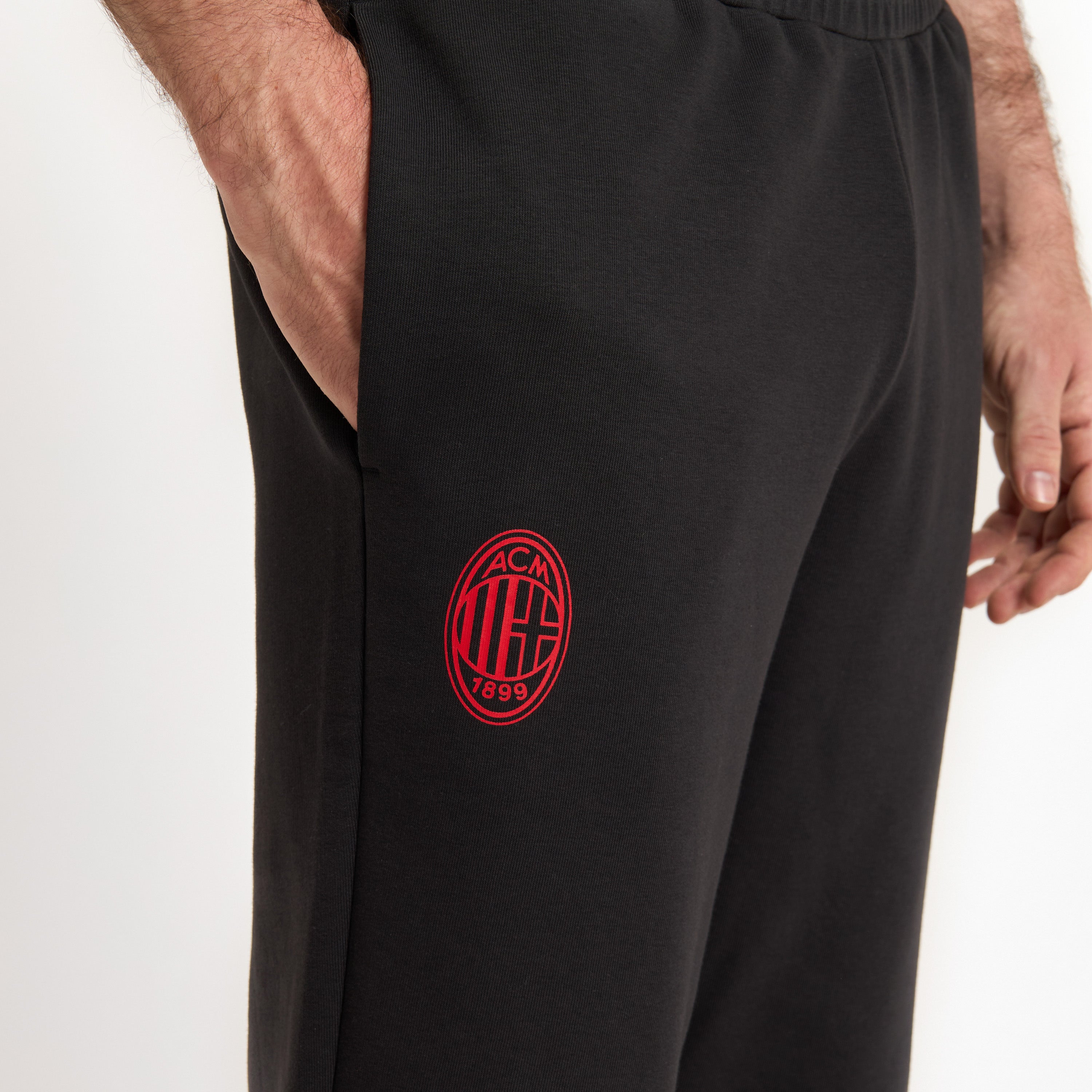 AC Milan Essential pantaloni tuta uomo neri cotone