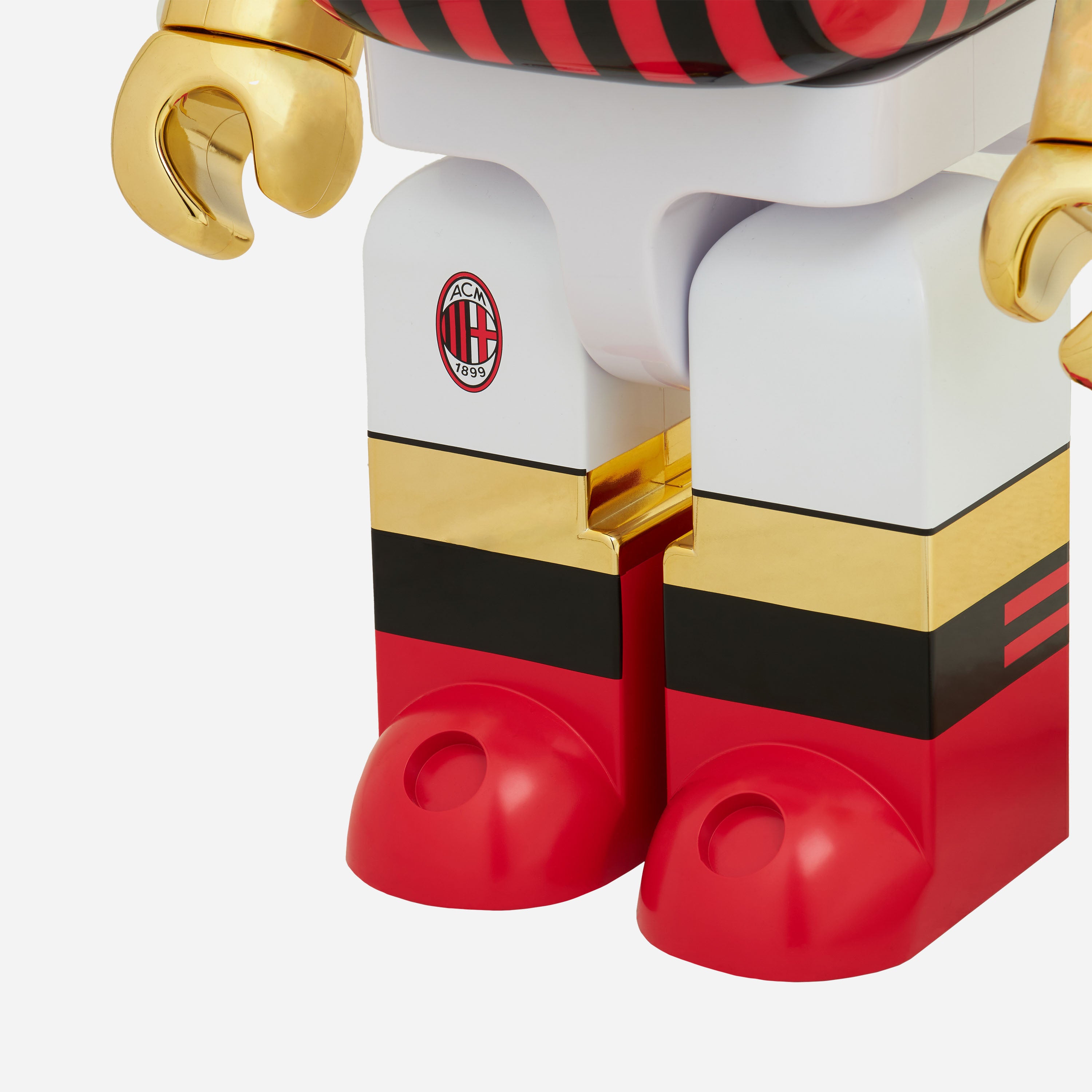 Be@rbrick AC Milan 1000% statuetta oro 70 cm maglia rossonera