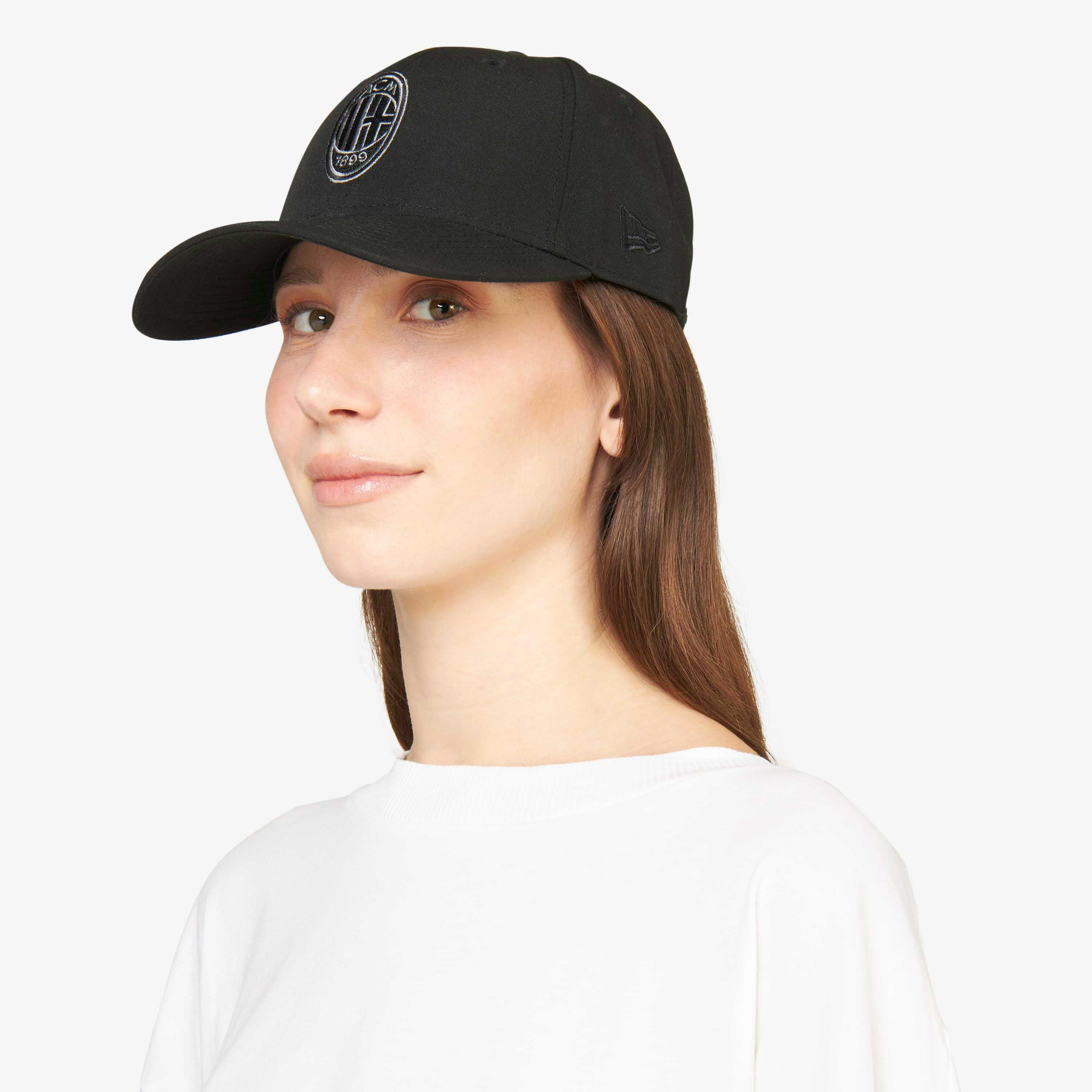AC Milan 9Forty Cappellino Nero New Era Logo Visiera Curva
