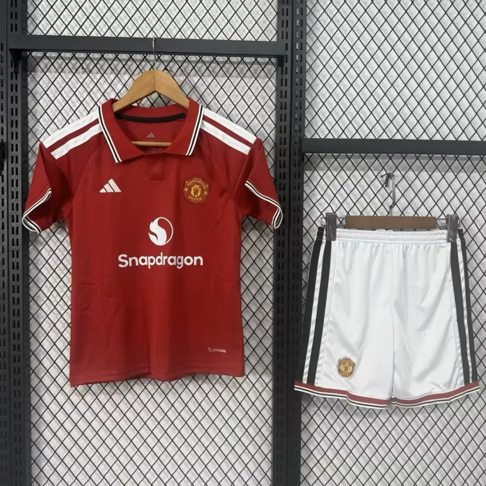 Manchester United 2026/27 completo bambino home