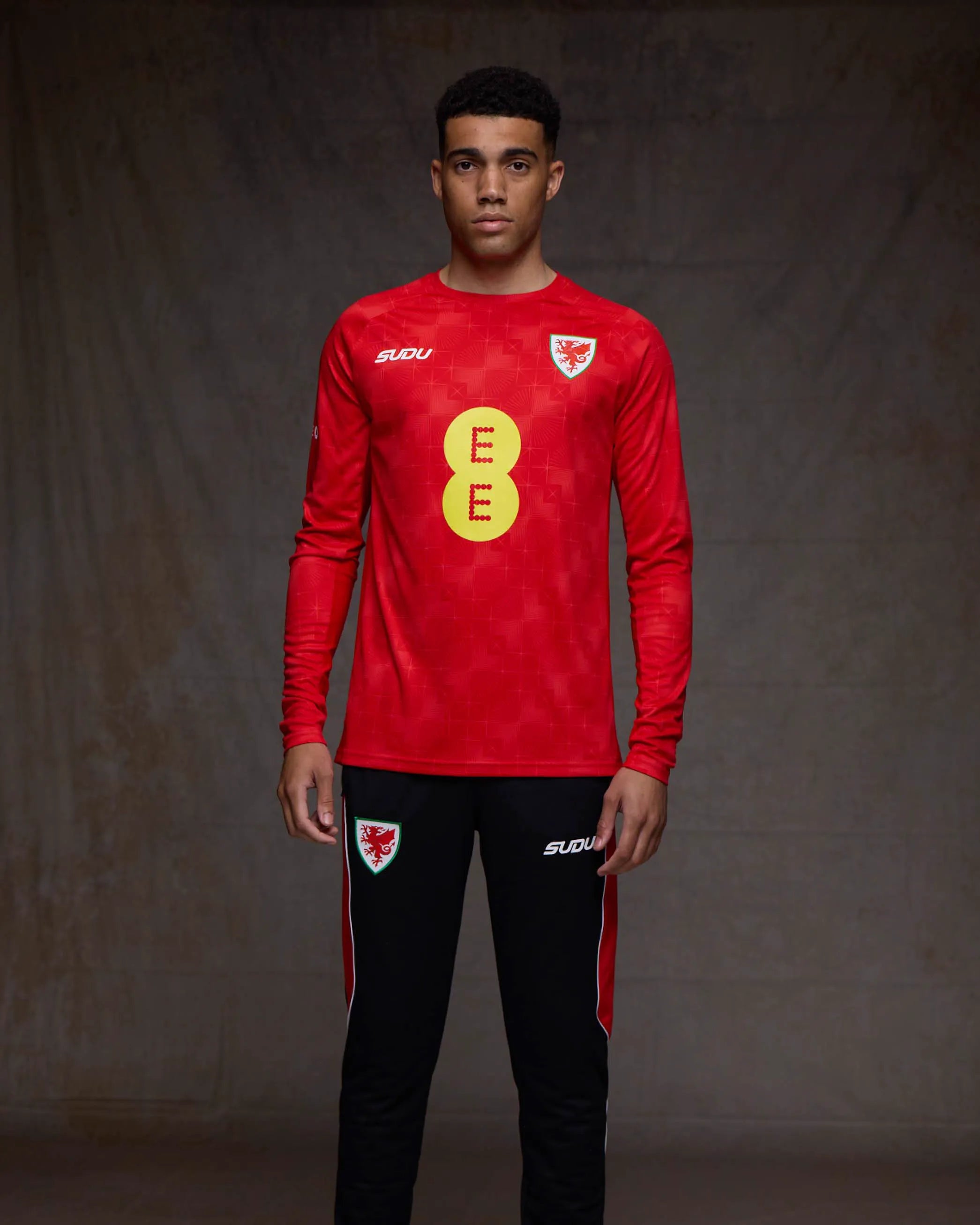 Wales Training SUDU 2026-28 maglia manica lunga rossa