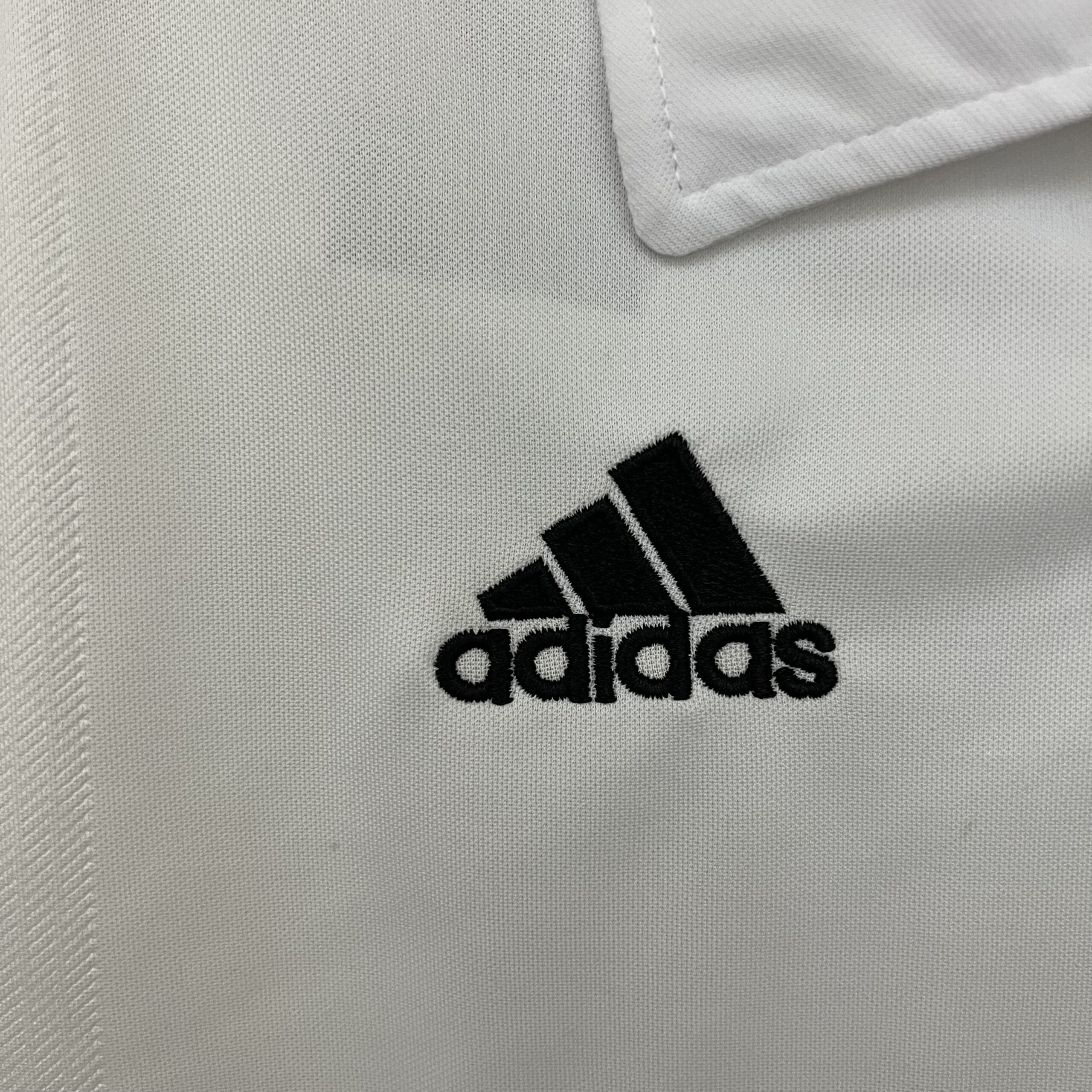 Tifoso Store Maglie da Calcio Real Madrid 2002/03 maglia home S-XXL