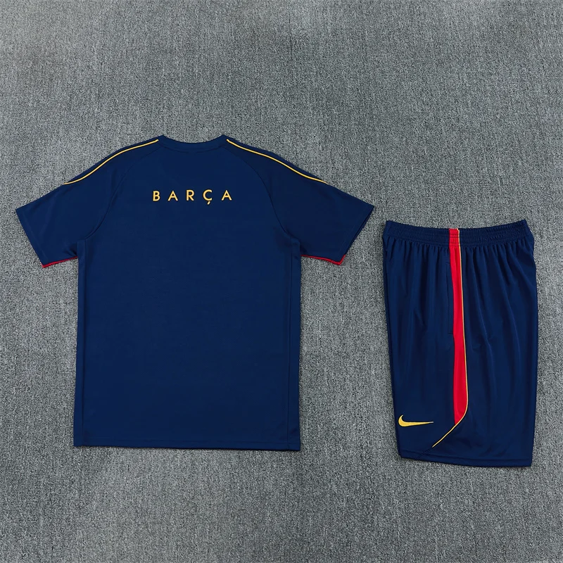 Barcellona Training 2026/27 kit maglia + pantaloncini S-XXL