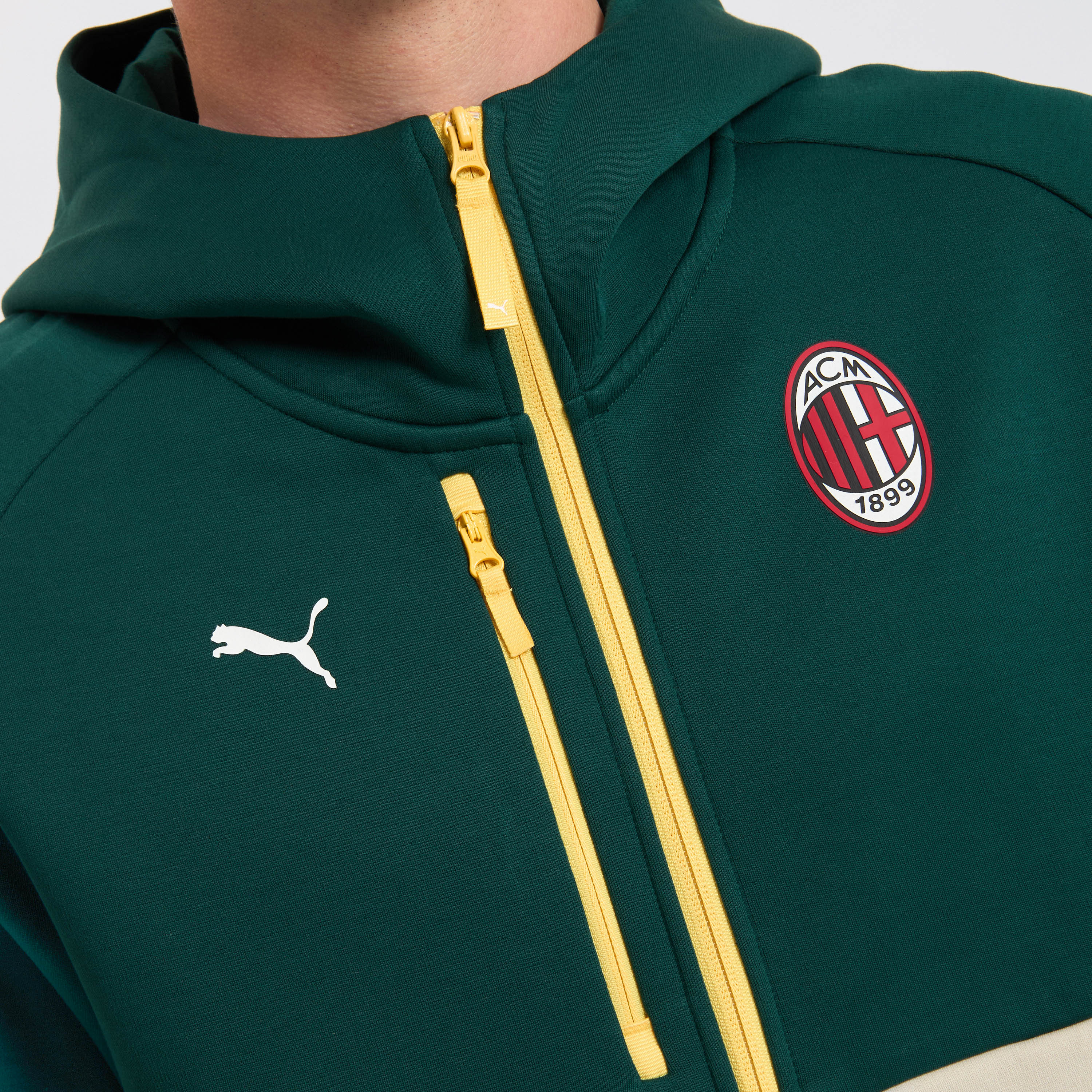 AC Milan Pumatech 2025/26 giacca verde cappuccio