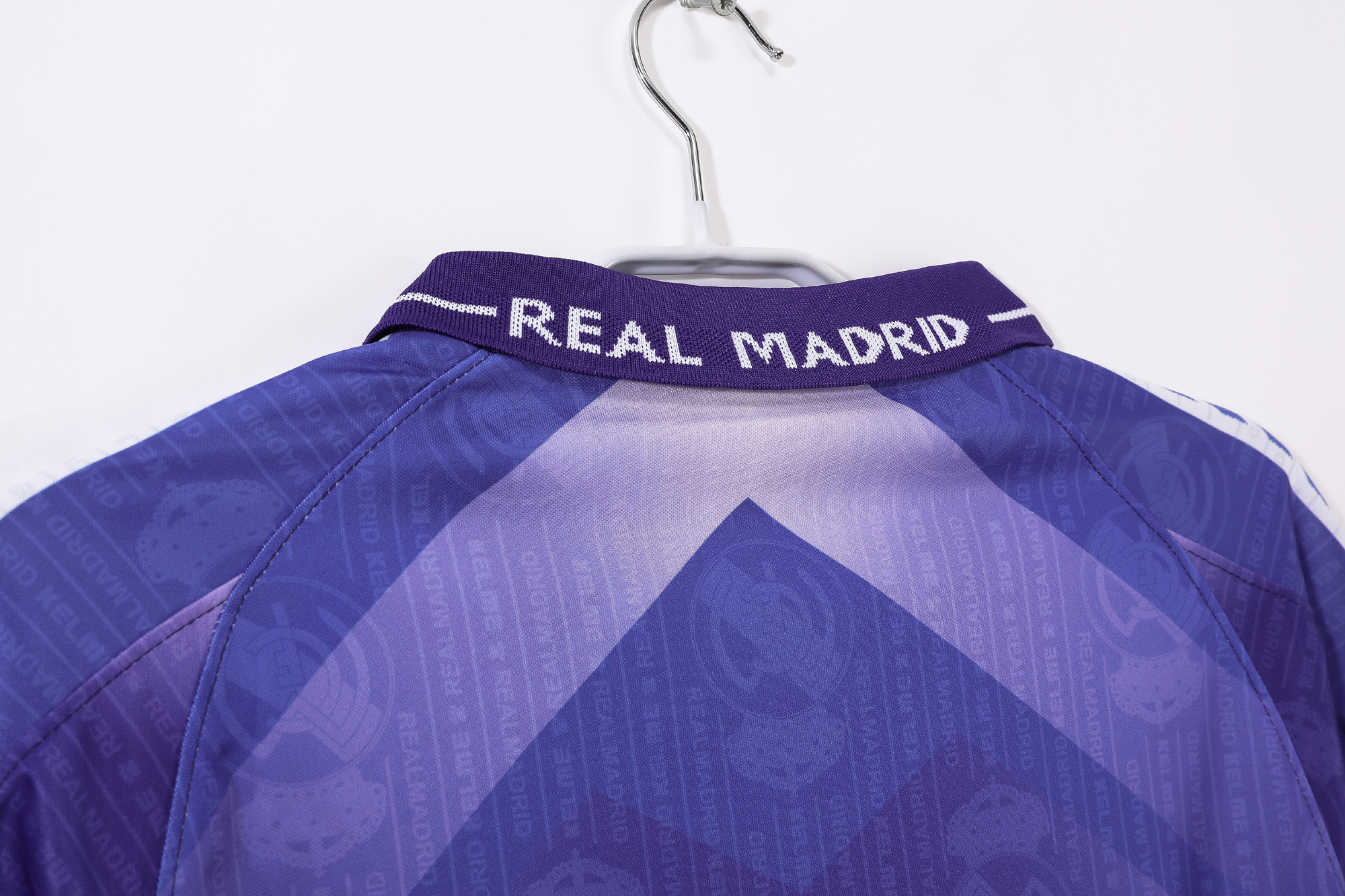 Tifoso Store Maglie Real Madrid 1996/97 maglia away viola