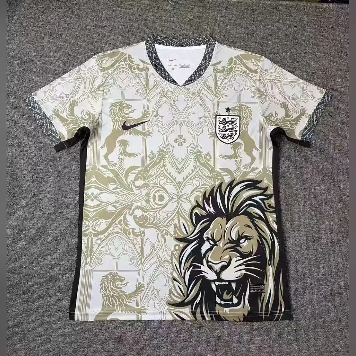 Tifoso Store Inghilterra Special Leone maglia crema 2026/27