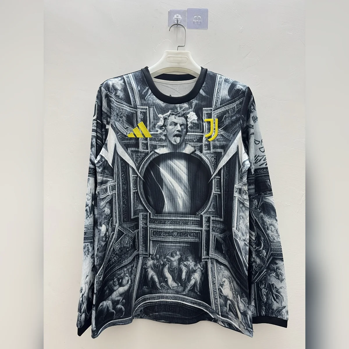 Juventus 2026/27 maglia allenamento manica lunga grigia