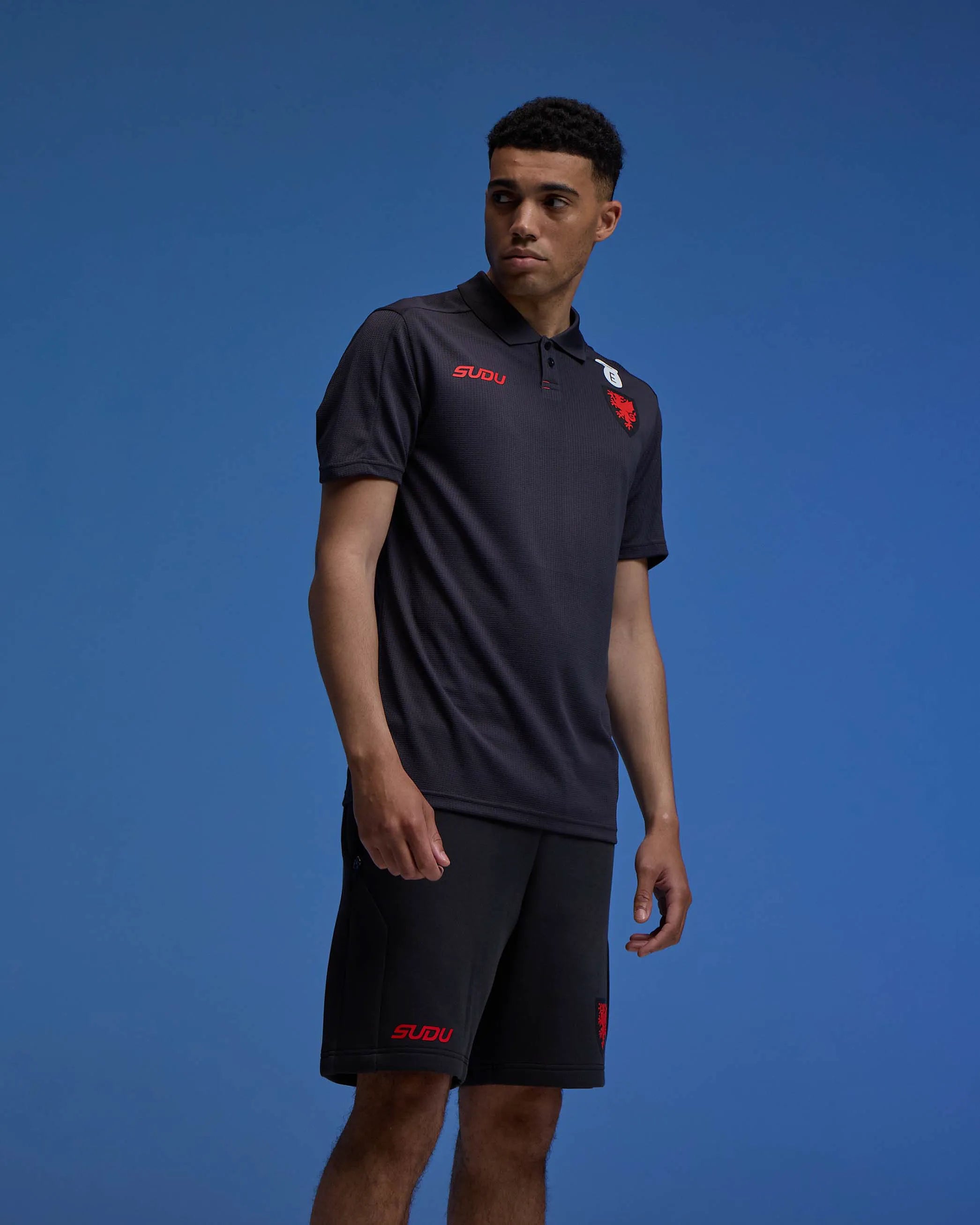 Wales SUDU 2026-28 Staff Travel Polo nera