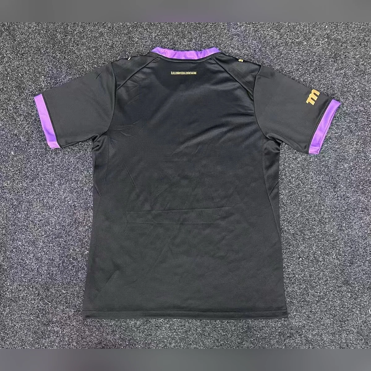 Tifoso Store Galatasaray 2026/27 Terza Maglia Nera Viola
