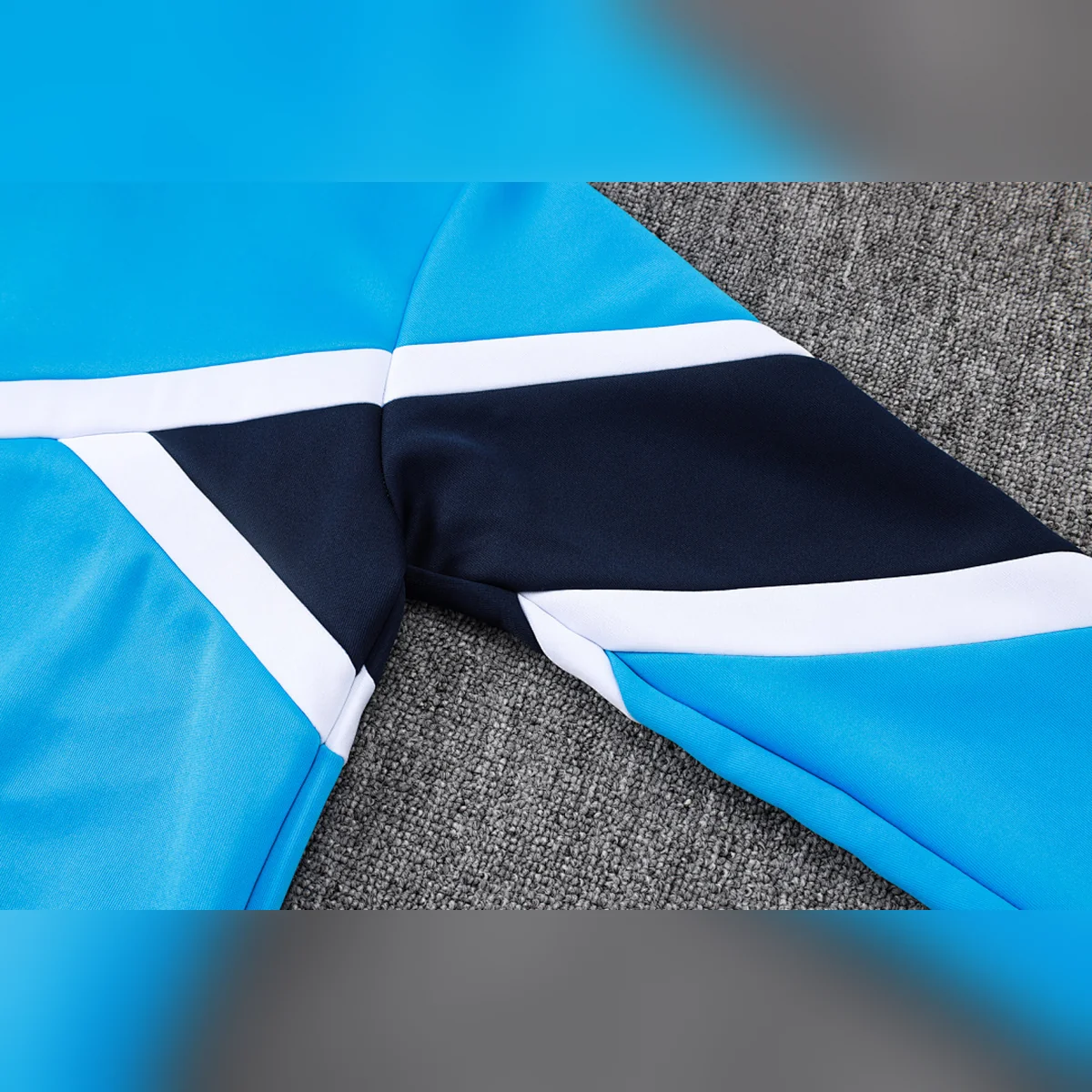 Napoli 2025/26 tuta azzurra V bianca blu taglie S-XXL