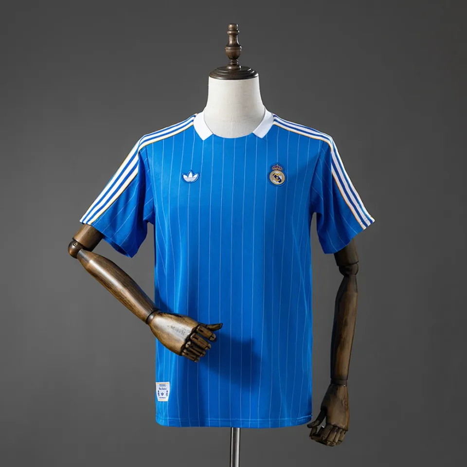 Tifoso Store Maglie da Calcio Real Madrid Terrace Icons t-shirt blu