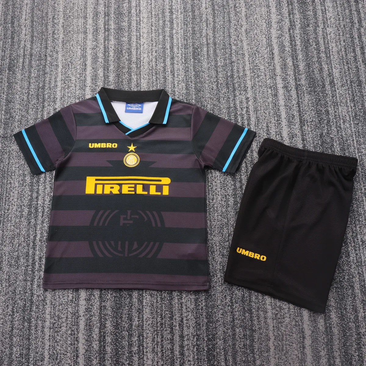 Tifoso Store Inter 1997/98 Third completo bambino 16-28