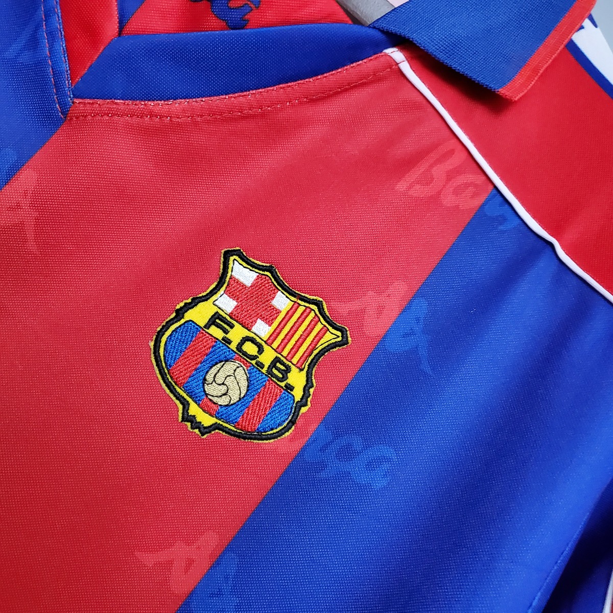Tifoso Store Barcellona 1992/93 maglia retro blaugrana