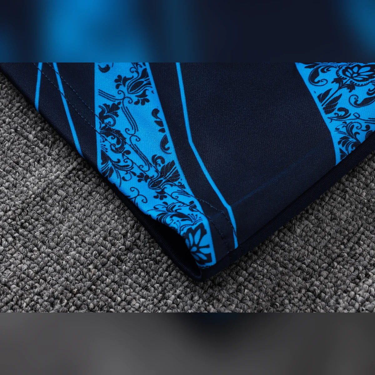 Tifoso Store Napoli 2025/26 tuta EA7 blu navy S-XXL