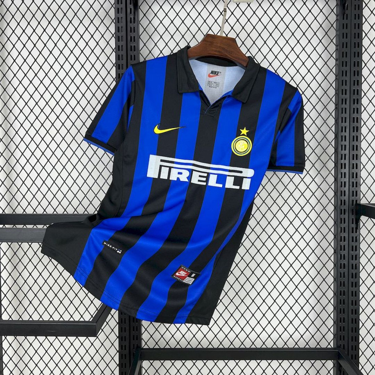 Tifoso Store Maglia Inter 1998/99 maglia calcio nerazzurra