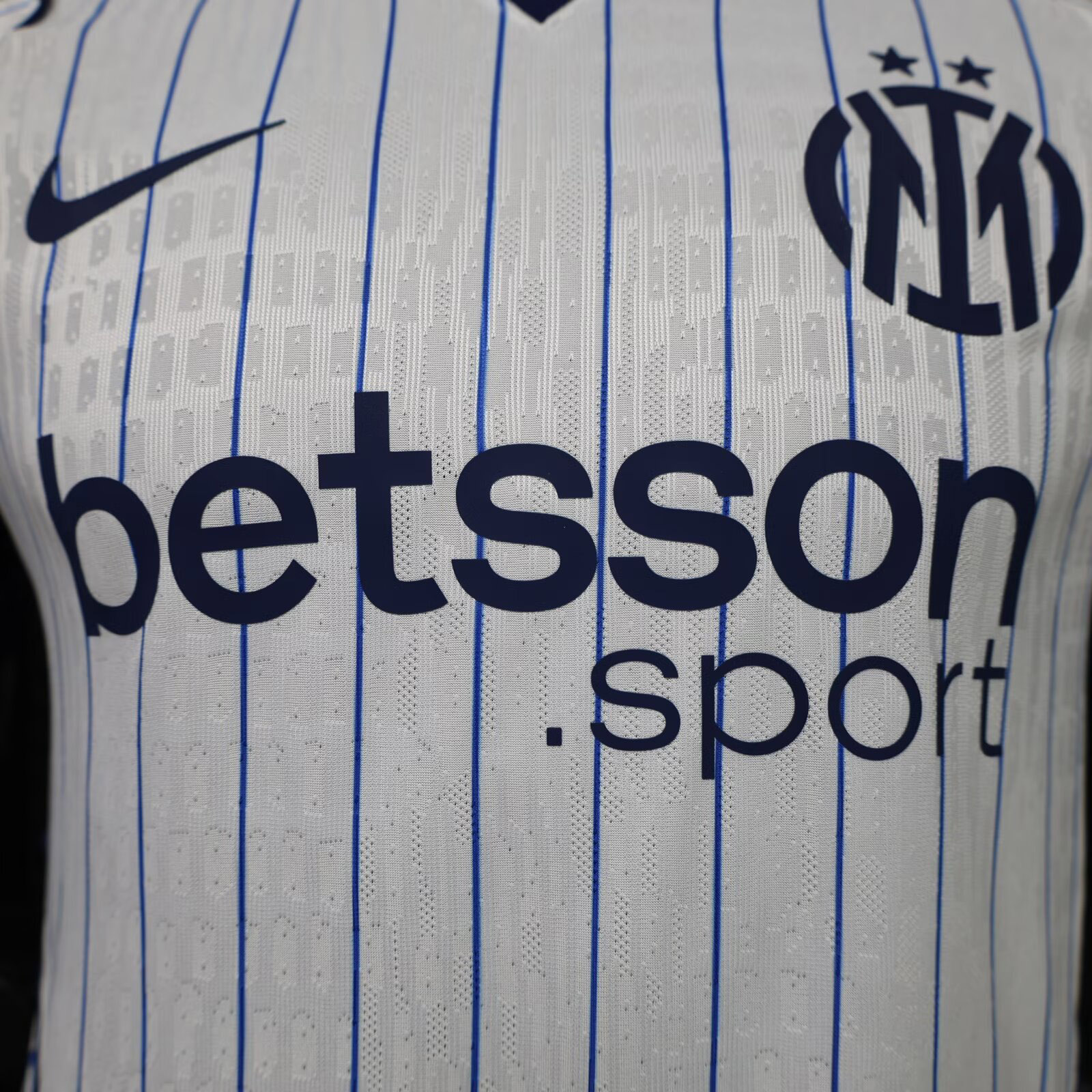 Tifoso Store Player Version Seconda Maglia Inter 2026/27 bianca
