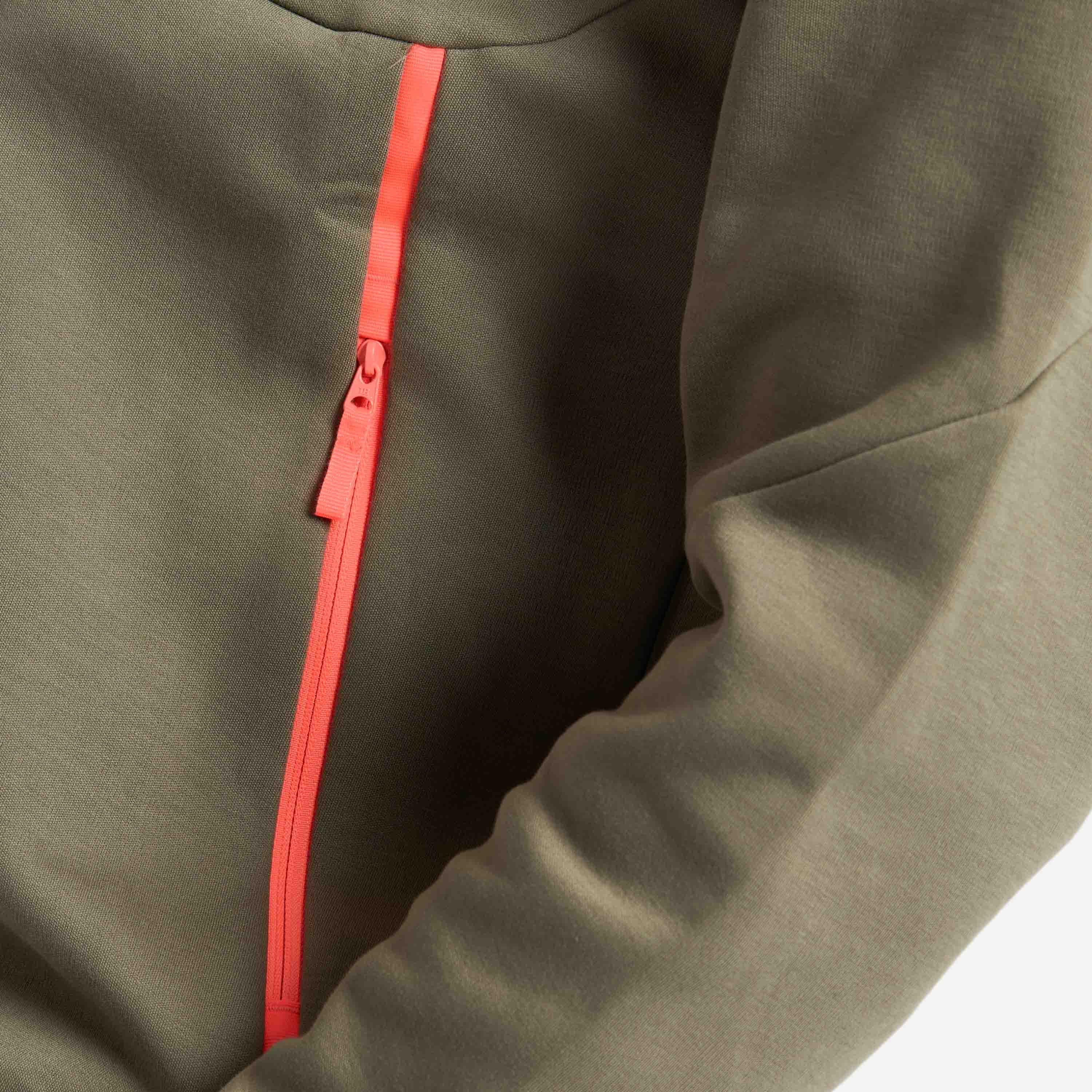 AC Milan Pumatech Giacca Verde Zip Cappuccio Uomo