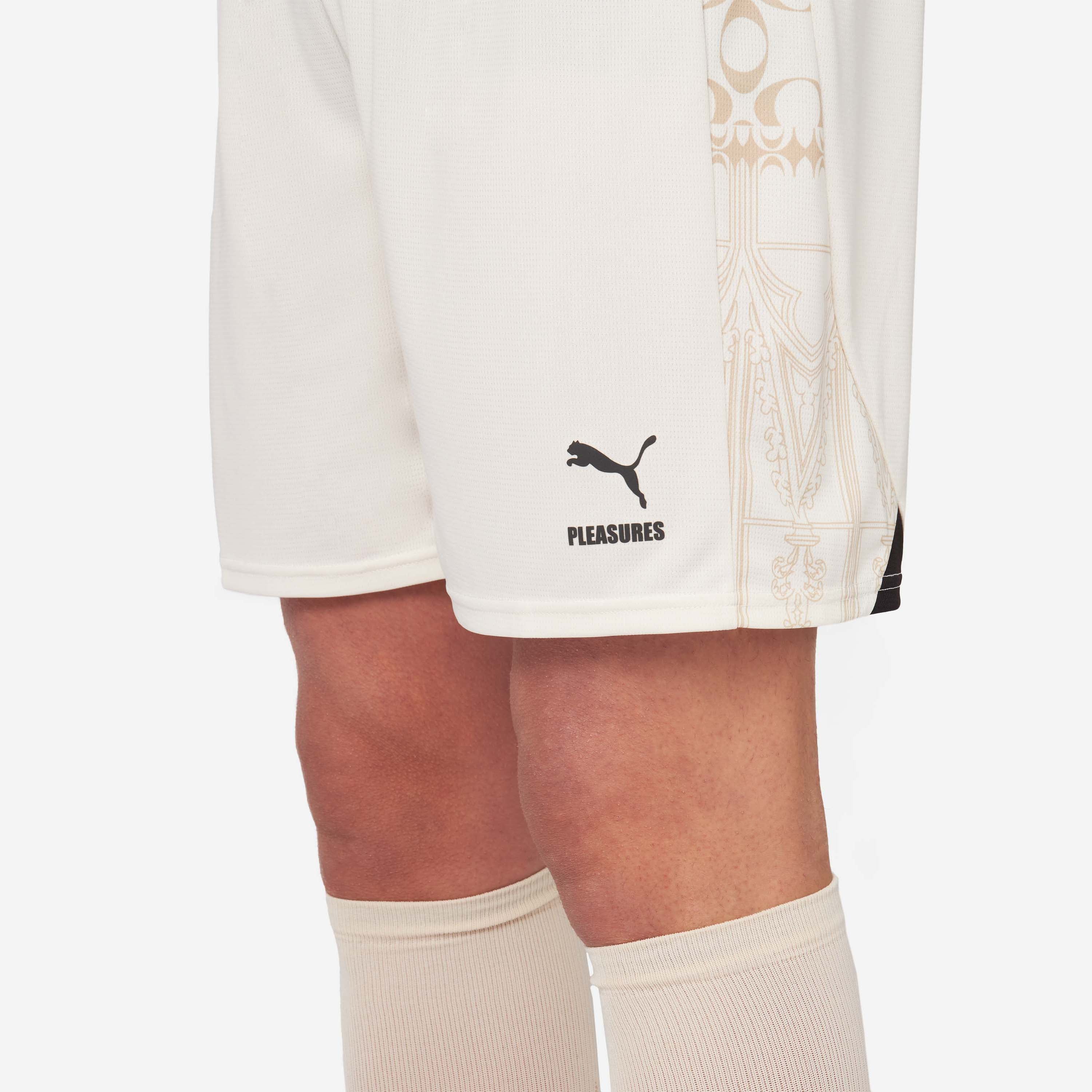 AC Milan Kit Gara Pleasures 2023/24 Pantaloncini Uomo Chiaro