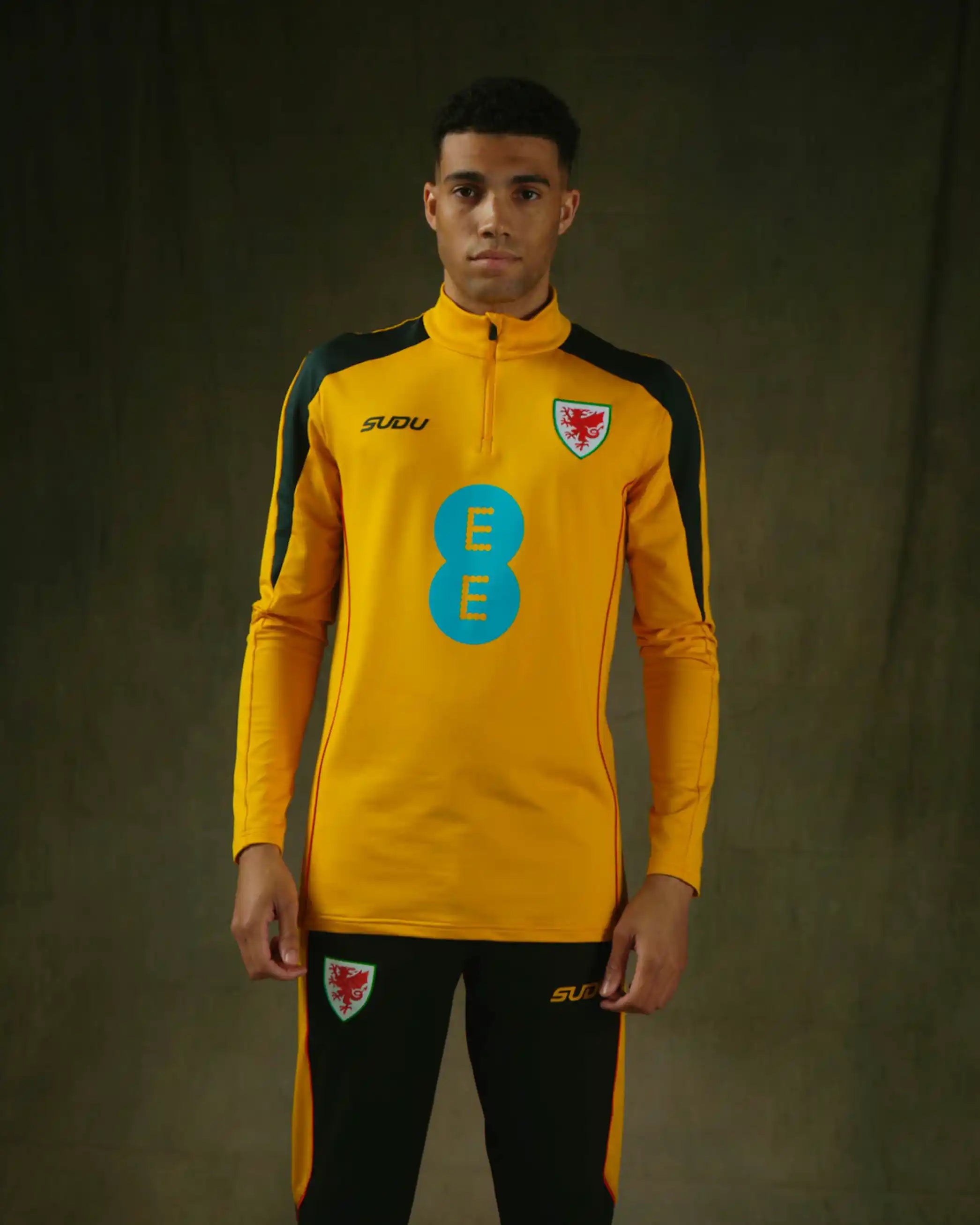 Wales Training SUDU 2026-27 felpa zip gialla uomo