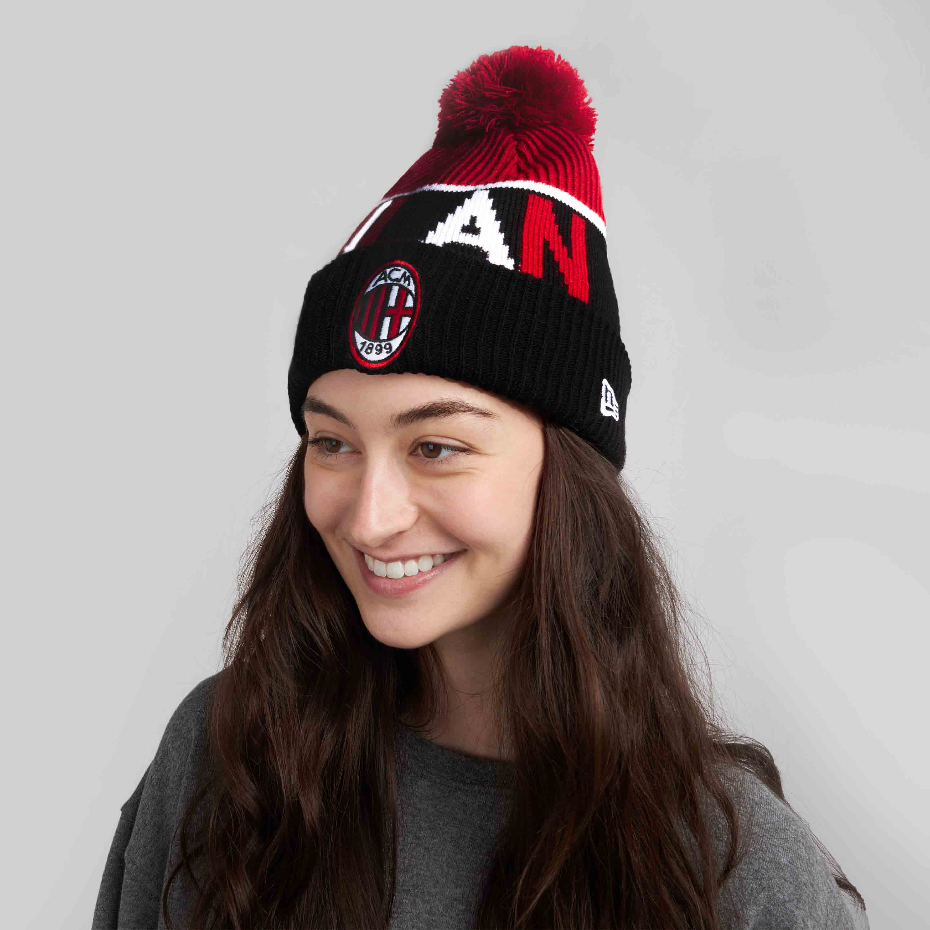 New Era x AC Milan berretto pon pon acrilico