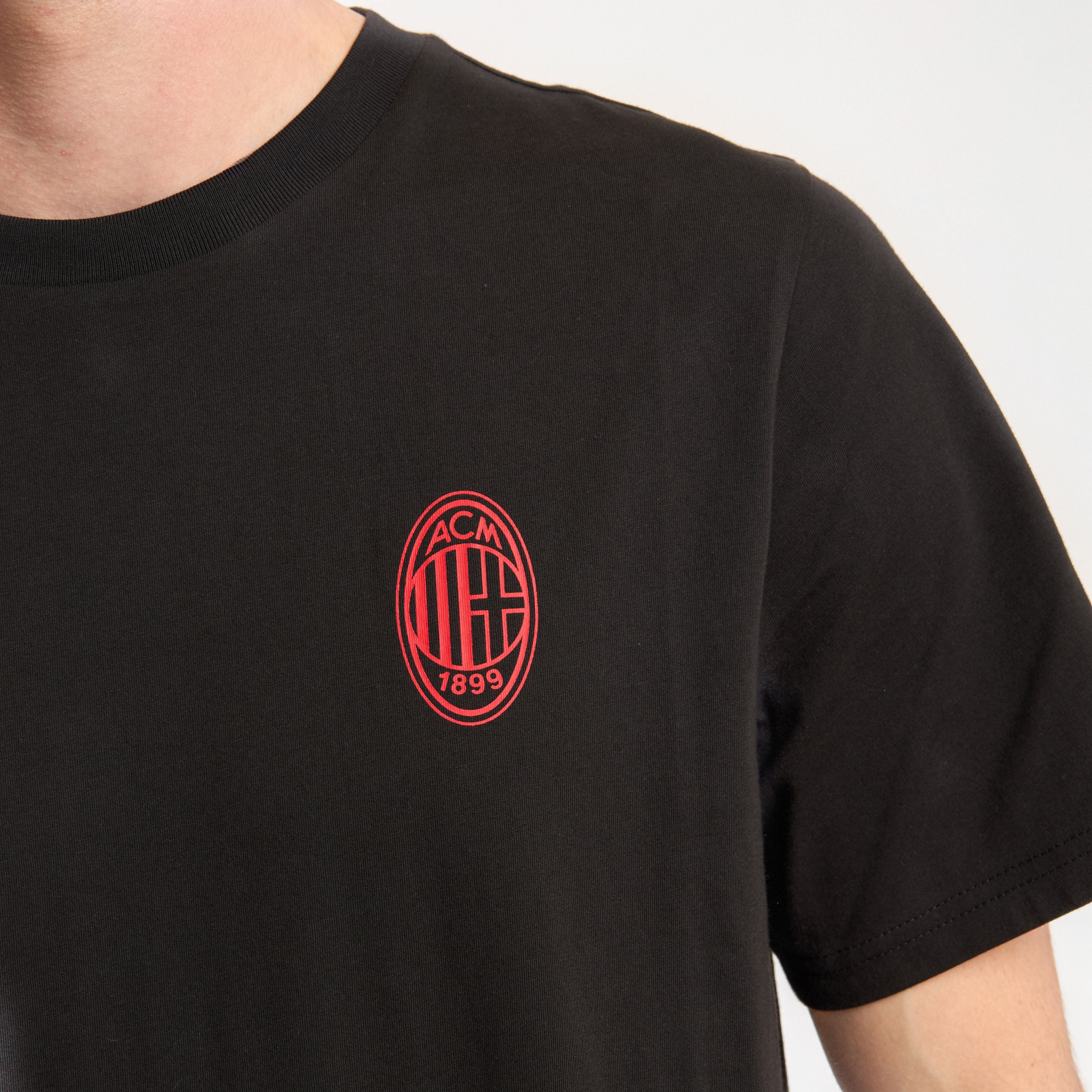 AC Milan Essential T-Shirt Nera Uomo in Cotone