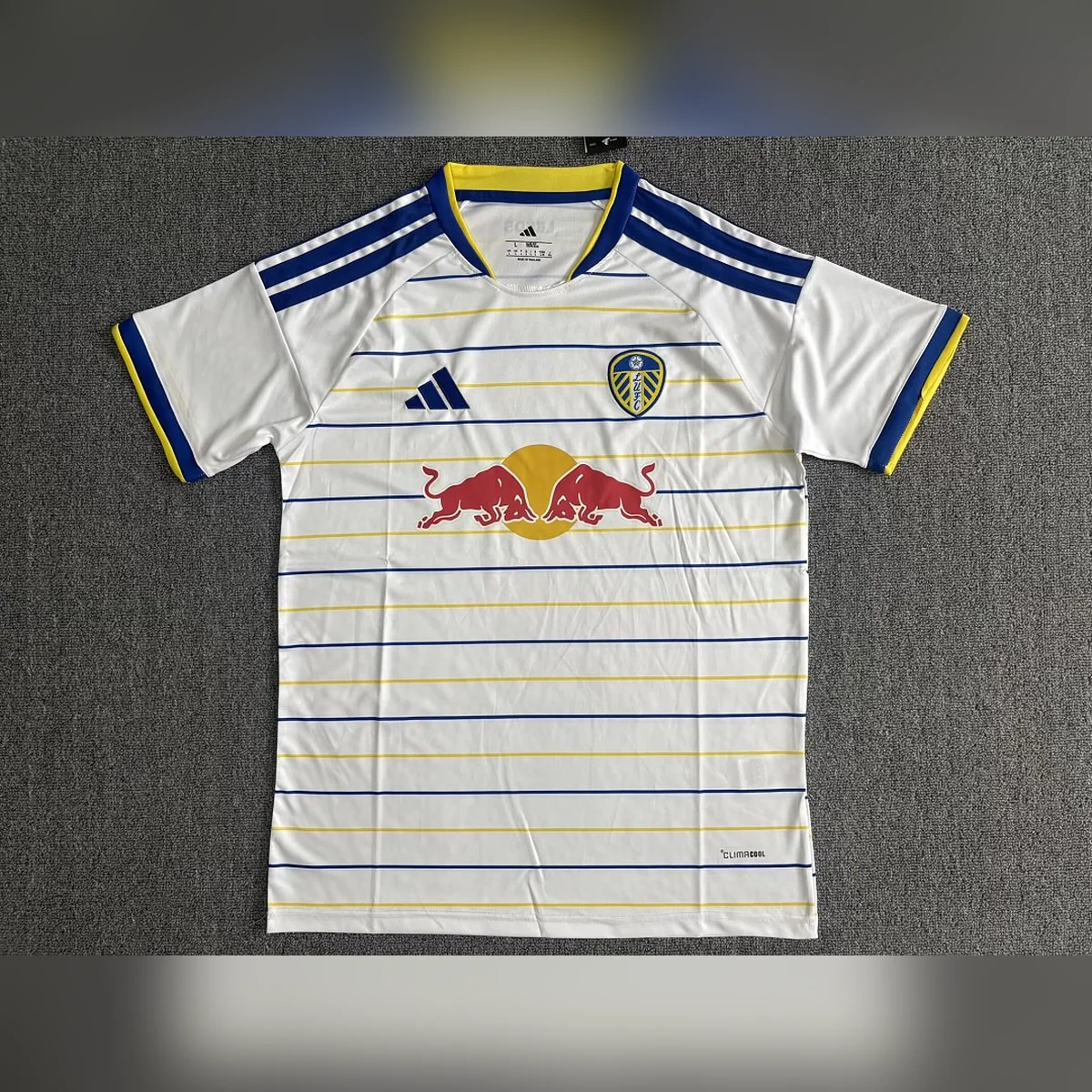 Tifoso Store Maglie da Calcio Leeds United Home 2026/27 maglia bianca righe